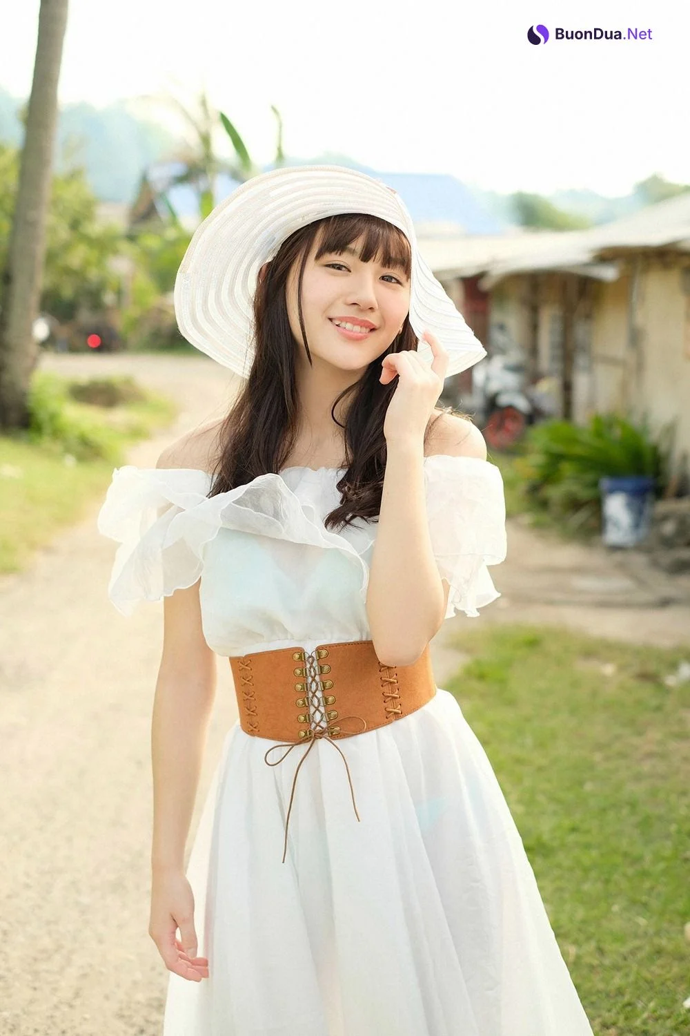 Nana Asakawa 浅川梨奈, [YS-Web] Vol.830 2nd week 2018.12.19 - Photo 2