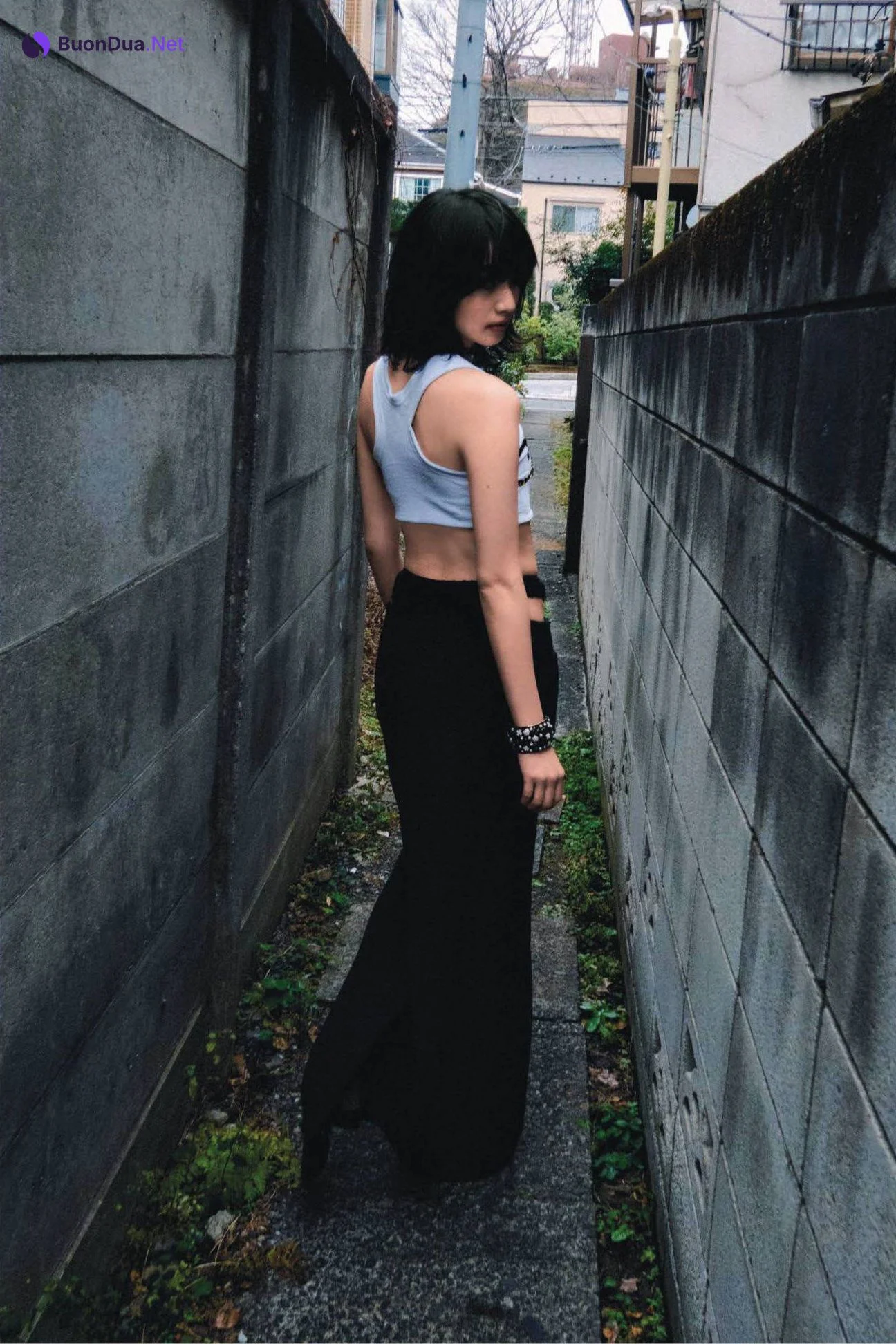 Nana Komatsu 小松菜奈, Harper’s Bazaar Japan ハーパーズ バザー 2022.05 - Photo 6