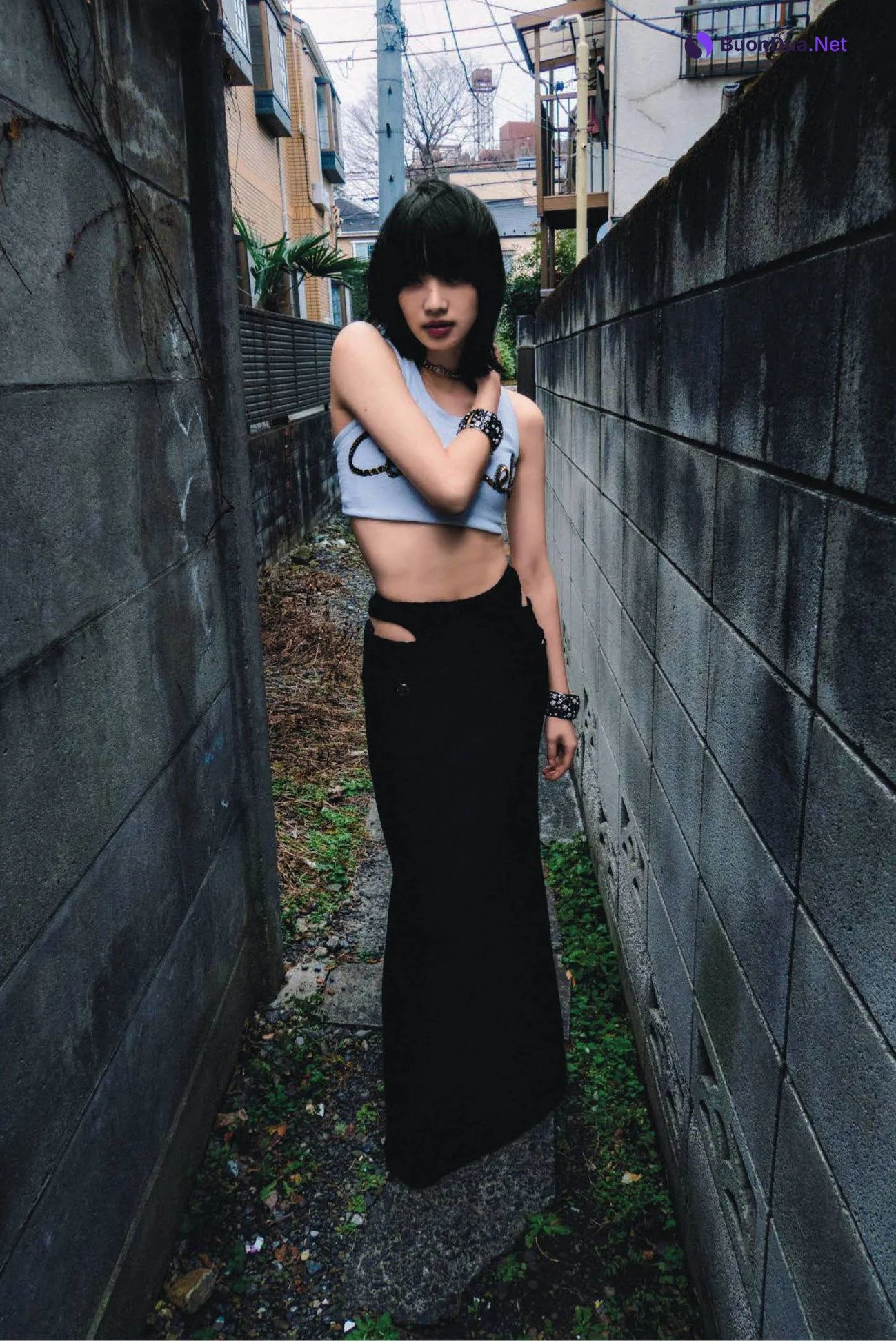 Nana Komatsu 小松菜奈, Harper’s Bazaar Japan ハーパーズ バザー 2022.05 - Photo 7