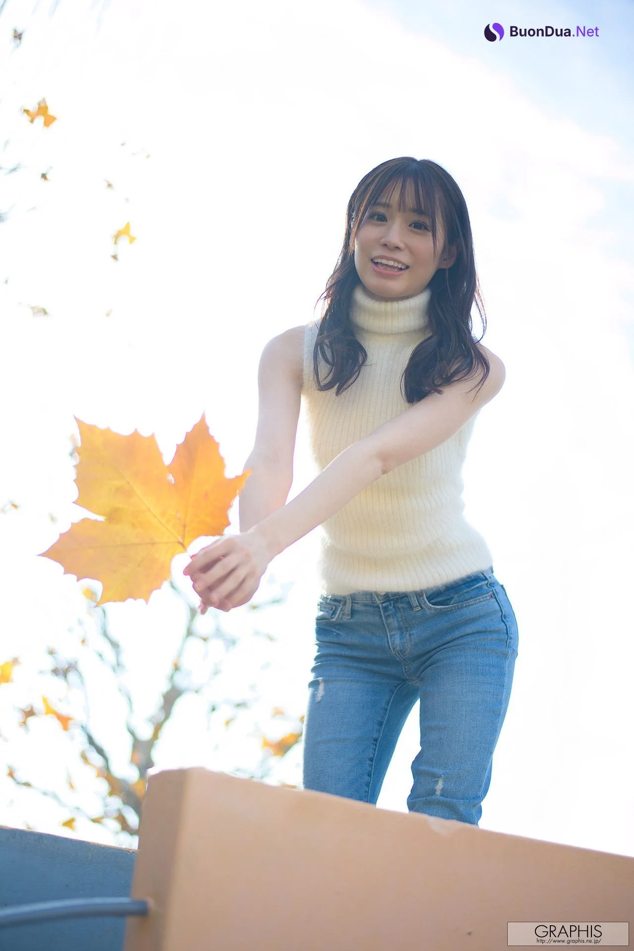 Nana Miho 未歩なな, [Graphis] Gals 「VIVACIOUS」 Vol.01+02 - Photo 8