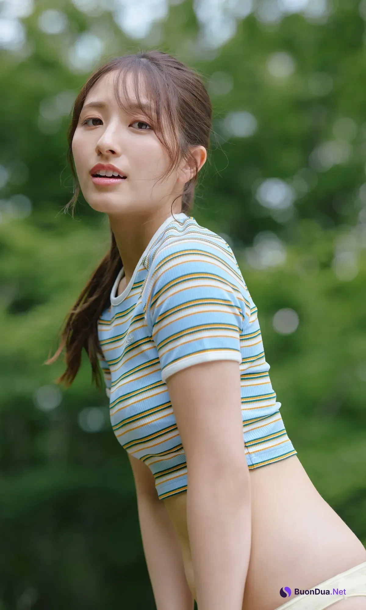 Nana Owada 大和田南那, 週プレ Photo Book 「深い森の中で」 Set.02 - Photo 3