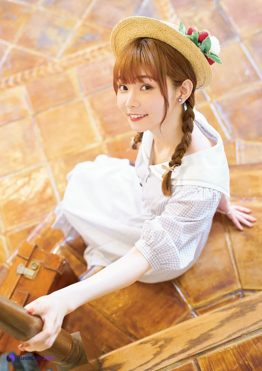 Nanaka Suwa 諏訪ななか, フォトブック すわわんだーらんど ~Happily ever after~ Set.01 - Photo 6