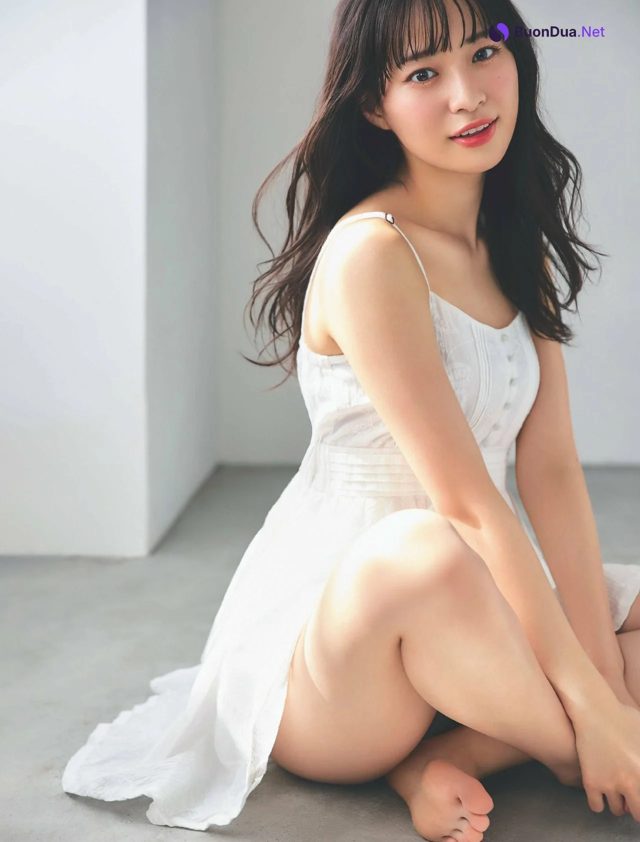 Nanaka Tomita 冨田菜々風, FRIDAY 2022.10.14 (フライデー 2022年10月14日号) - Photo 3