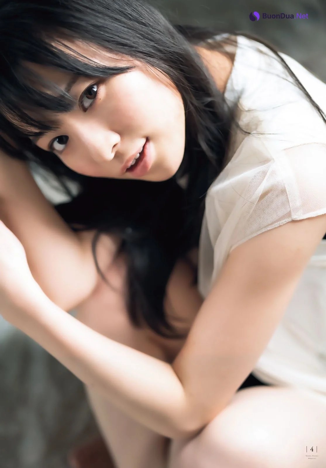 Nanaka Tomita 冨田菜々風, Shonen Magazine 2022 No.45 (週刊少年マガジン 2022年45号) - Photo 4