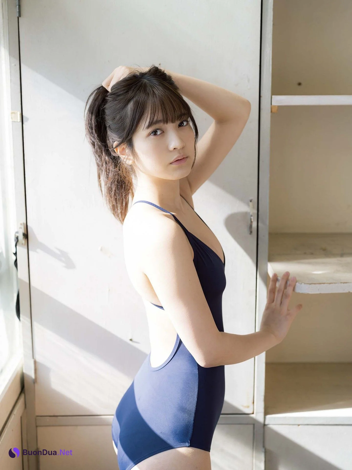 Nanako Kurosaki 黒嵜菜々子, デジタル写真集 ヤングキング [少女の卒業] - Photo 20