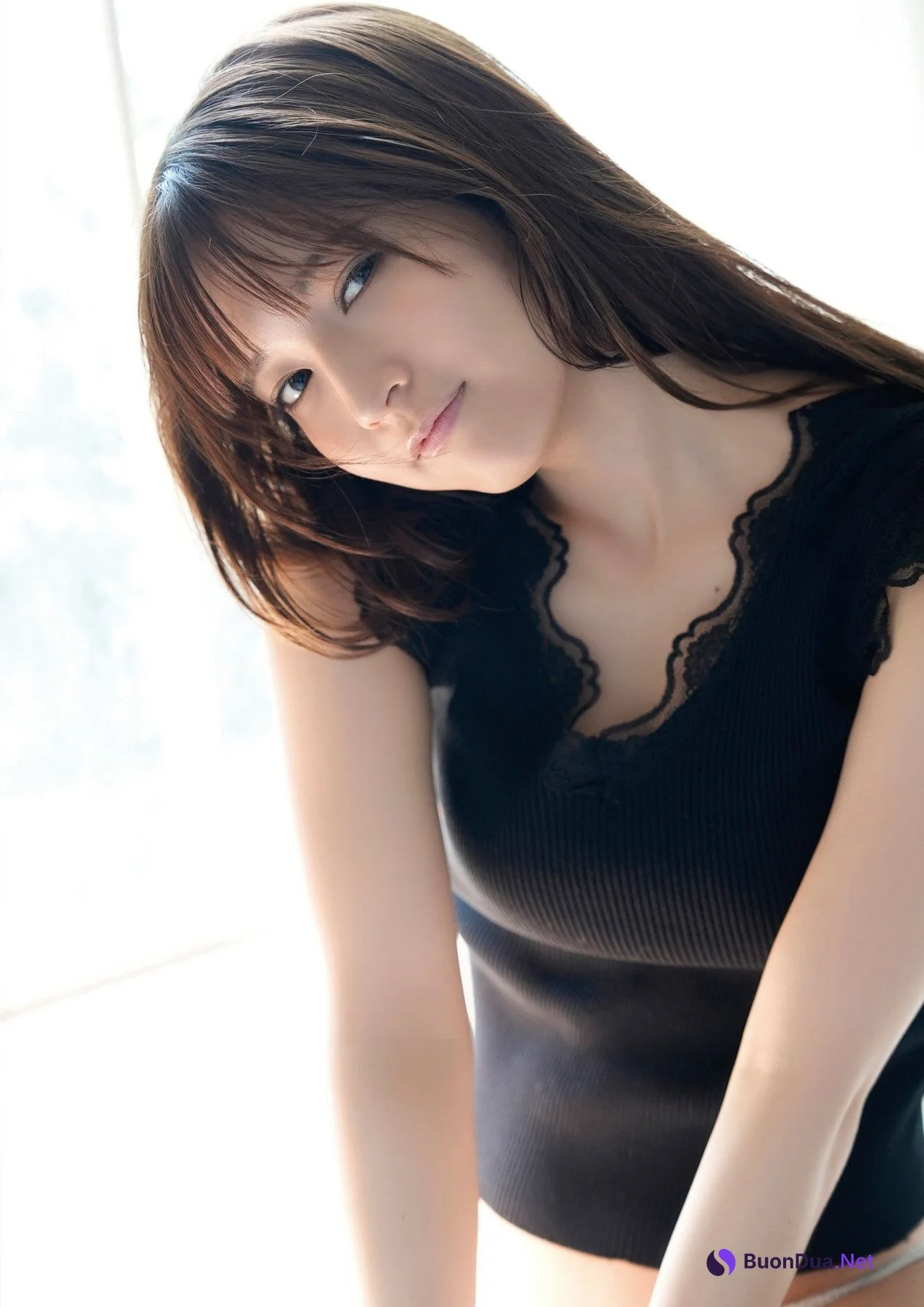 Nanako Kurosaki 黒嵜菜々子, BOMBデジタル写真集 『きみの胸に花束を』 Set.03 - 사진 12