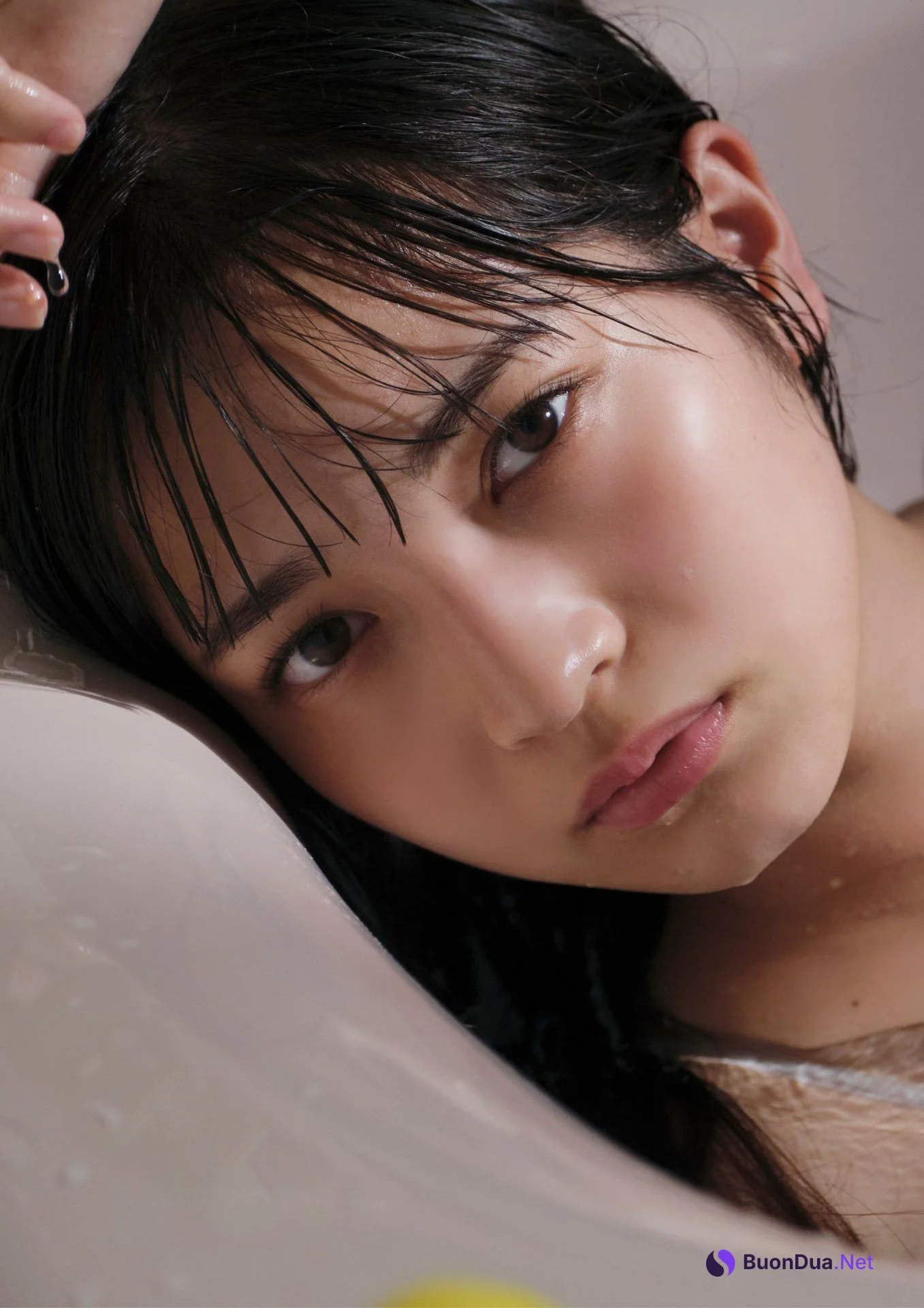 Nanako Kurosaki 黒嵜菜々子, BRODYデジタル写真集 「あの娘は天然色」 Set.03 - 사진 15