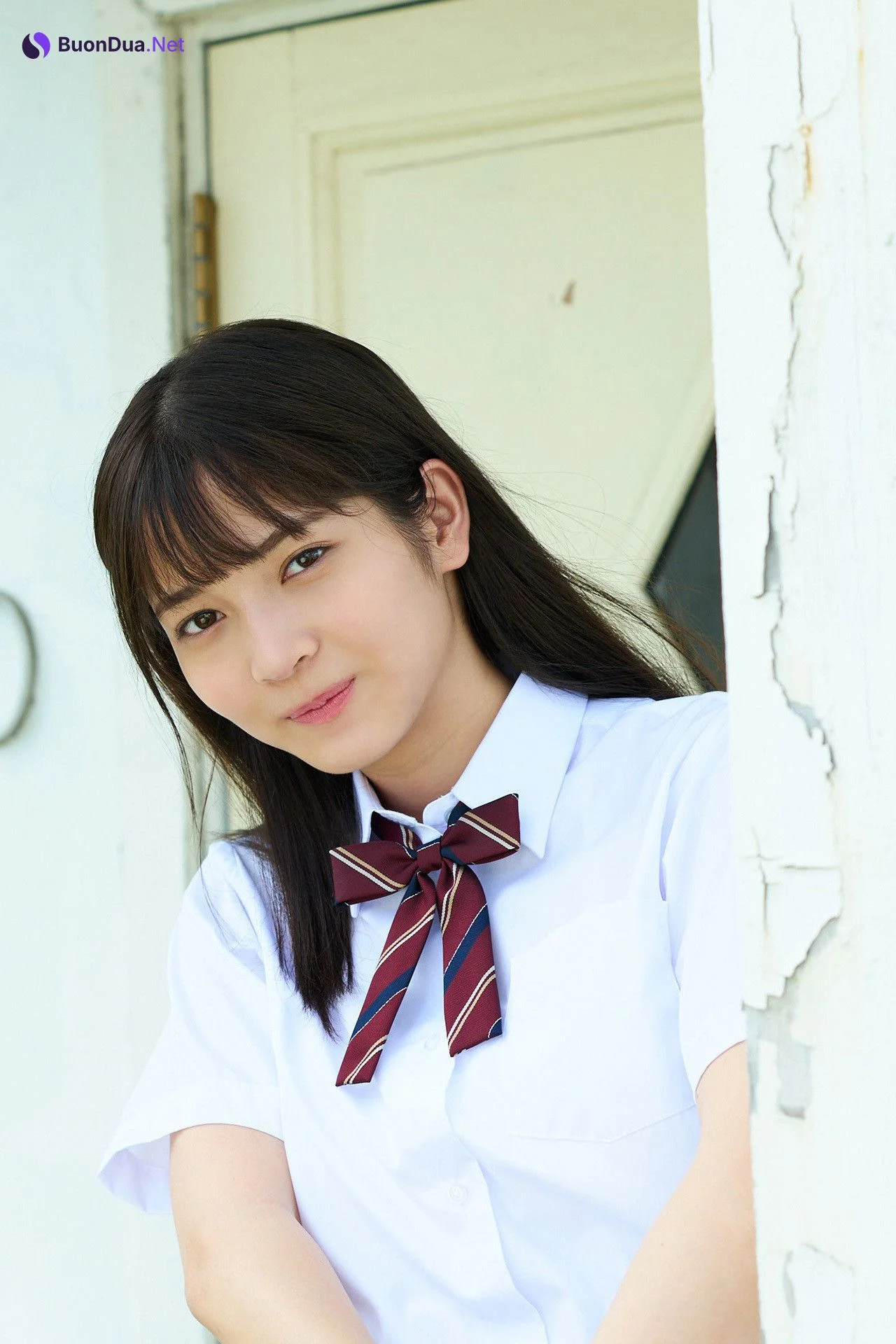Nanako Kurosaki 黒嵜菜々子, FLASHデジタル写真集 「18歳、原石、輝く」 Set.01 - Photo 2