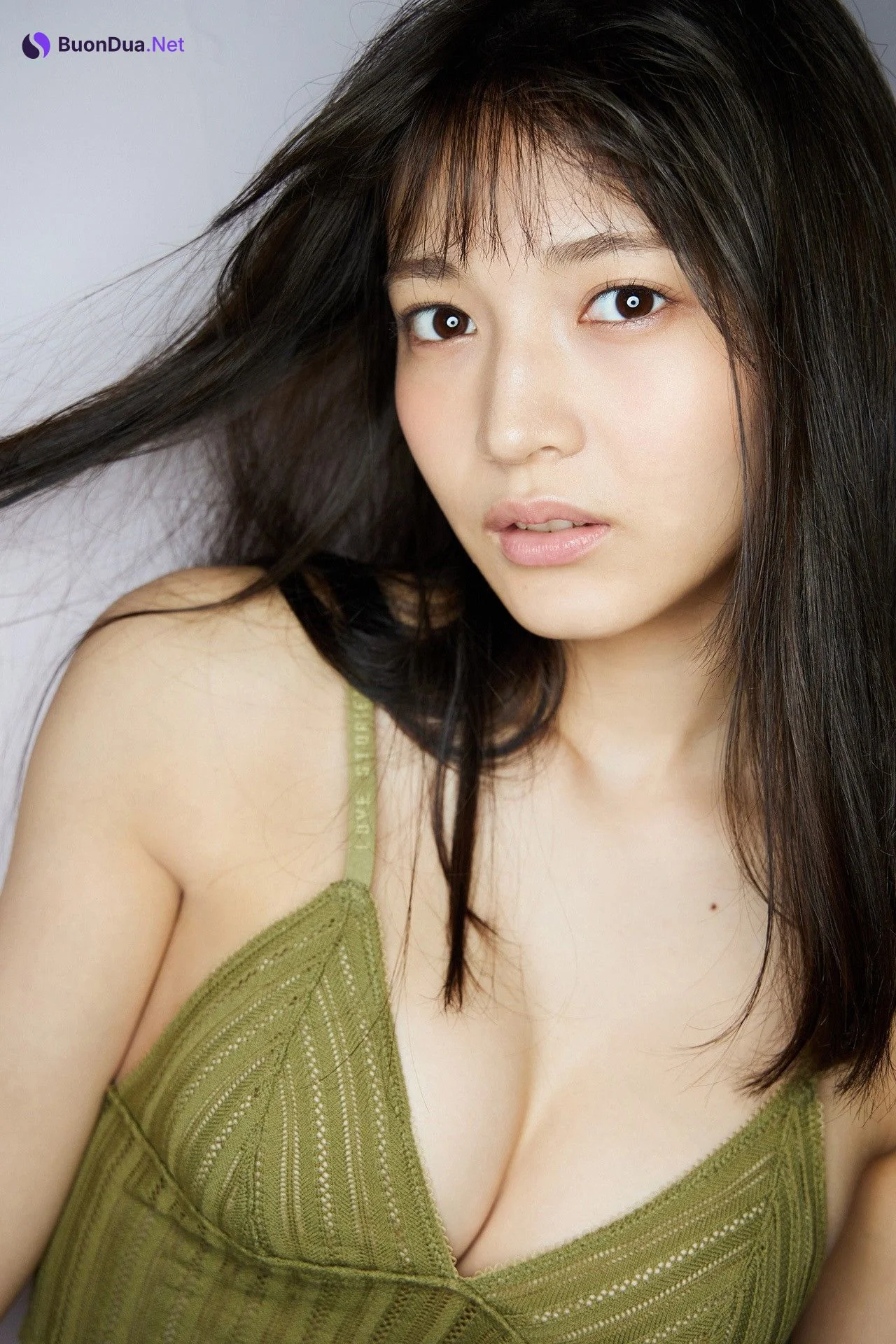 Nanako Kurosaki 黒嵜菜々子, FLASHデジタル写真集 「18歳、原石、輝く」 Set.02 - Photo 10