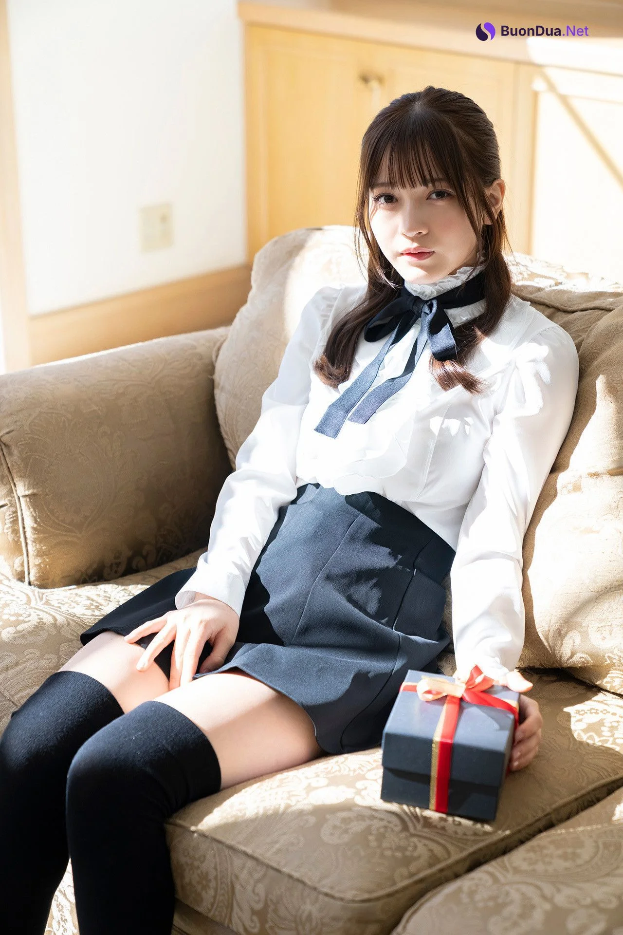 Nanako Kurosaki 黒嵜菜々子, FLASHデジタル写真集 「とろけるお嬢様」 Set.01 - Photo 6