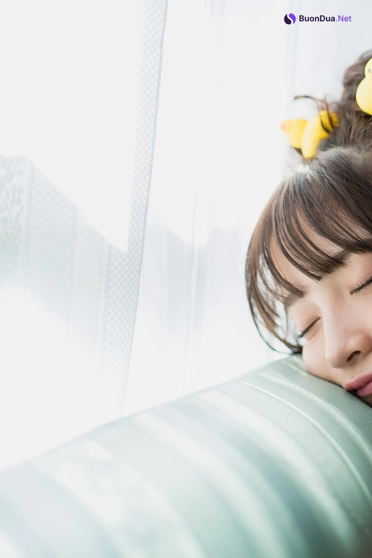 Nanako Kurosaki 黒嵜菜々子, FLASHデジタル写真集 「青春しよっか～日曜日の朝編～」 Set.03 - Photo 17