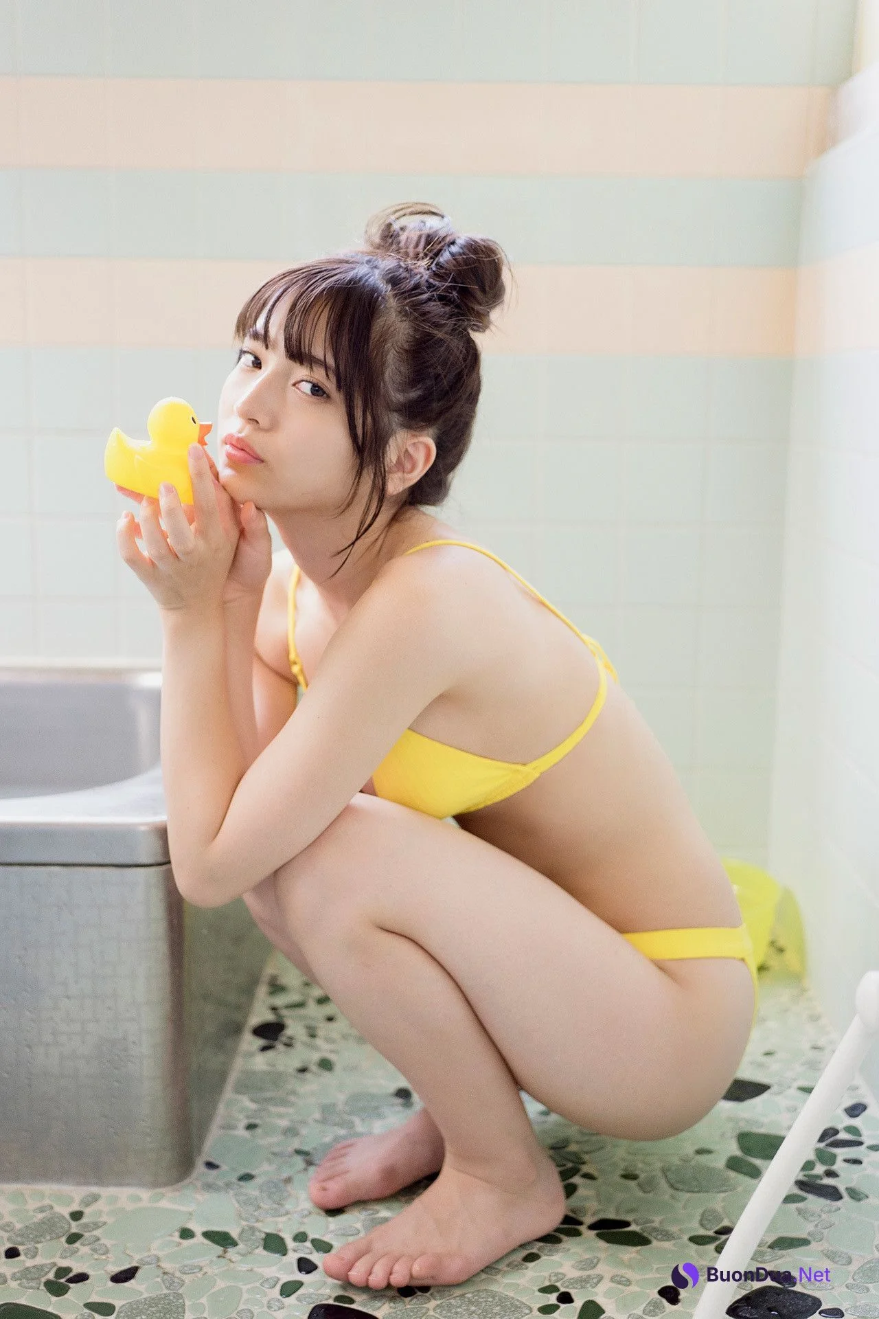 Nanako Kurosaki 黒嵜菜々子, FLASHデジタル写真集 「青春しよっか～日曜日の朝編～」 Set.04 - Photo 4