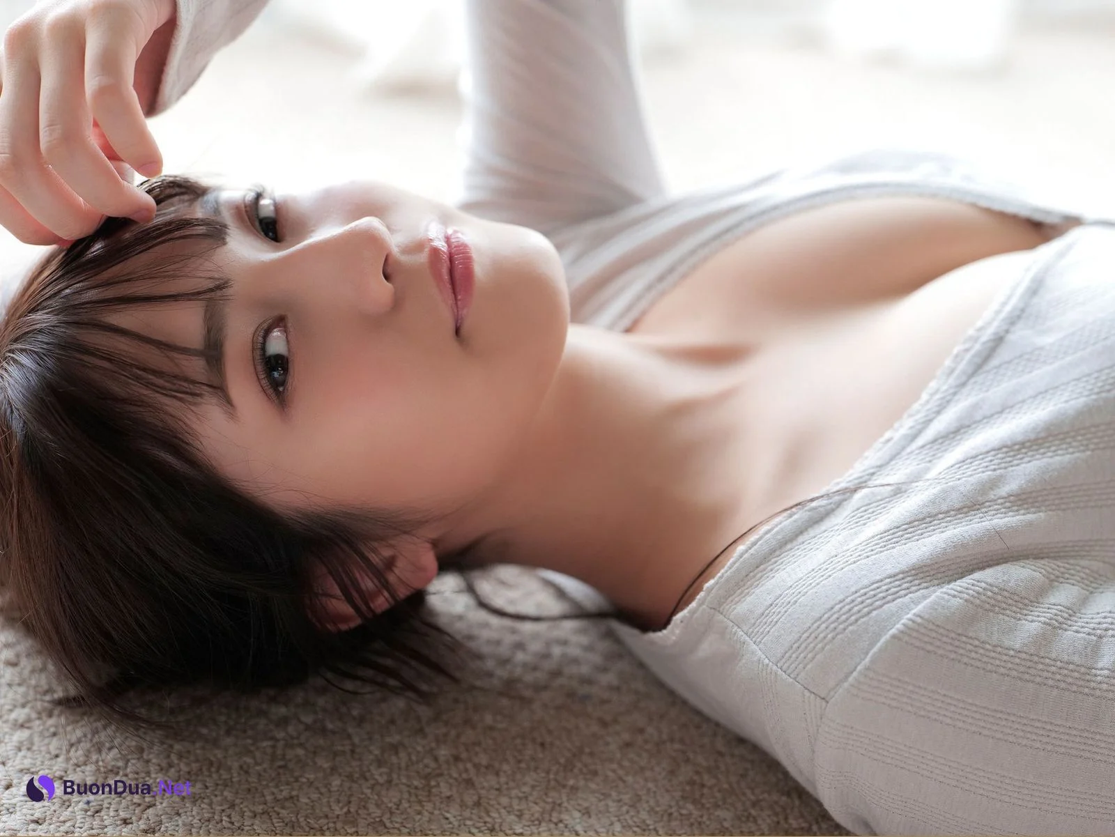Nanako Kurosaki 黒嵜菜々子, ＦＲＩＤＡＹデジタル写真集 「日本一バズってるＢＩＫＩＮＩ ｖｏｌ．１」 Set.02 - รูปภาพ 19