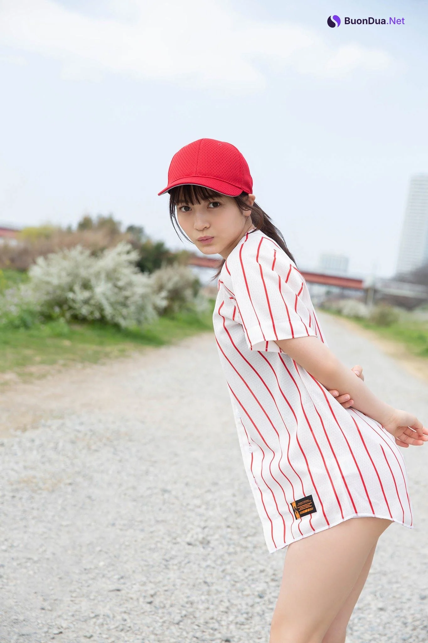 Nanako Kurosaki 黒嵜菜々子, ヤンマガWeb グラビアちゃんはバズりたい Set.02 - Photo 3