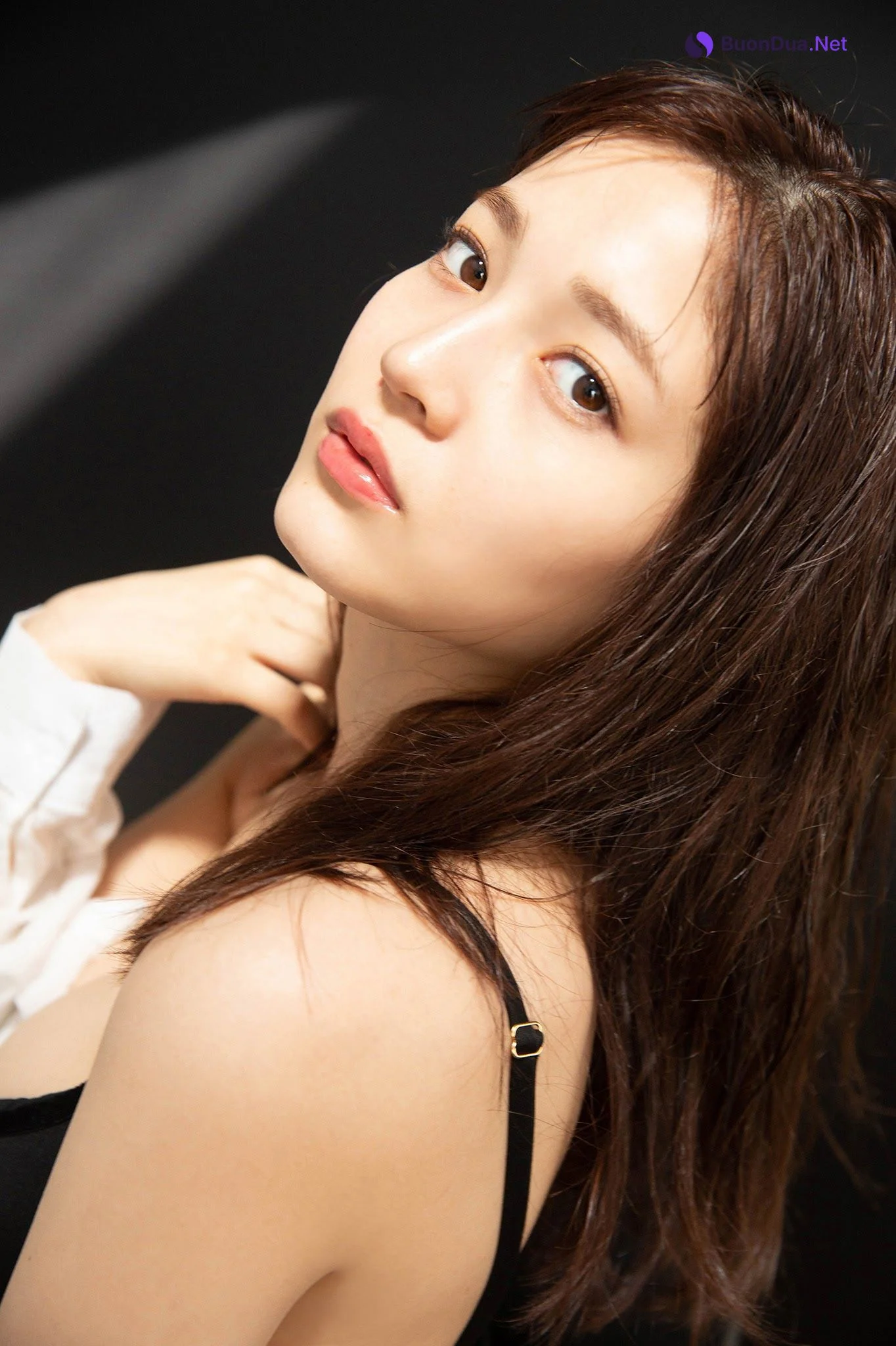 Nanako Kurosaki 黒嵜菜々子, ヤンマガWeb グラビアちゃんはバズりたい Set.04 - Photo 3