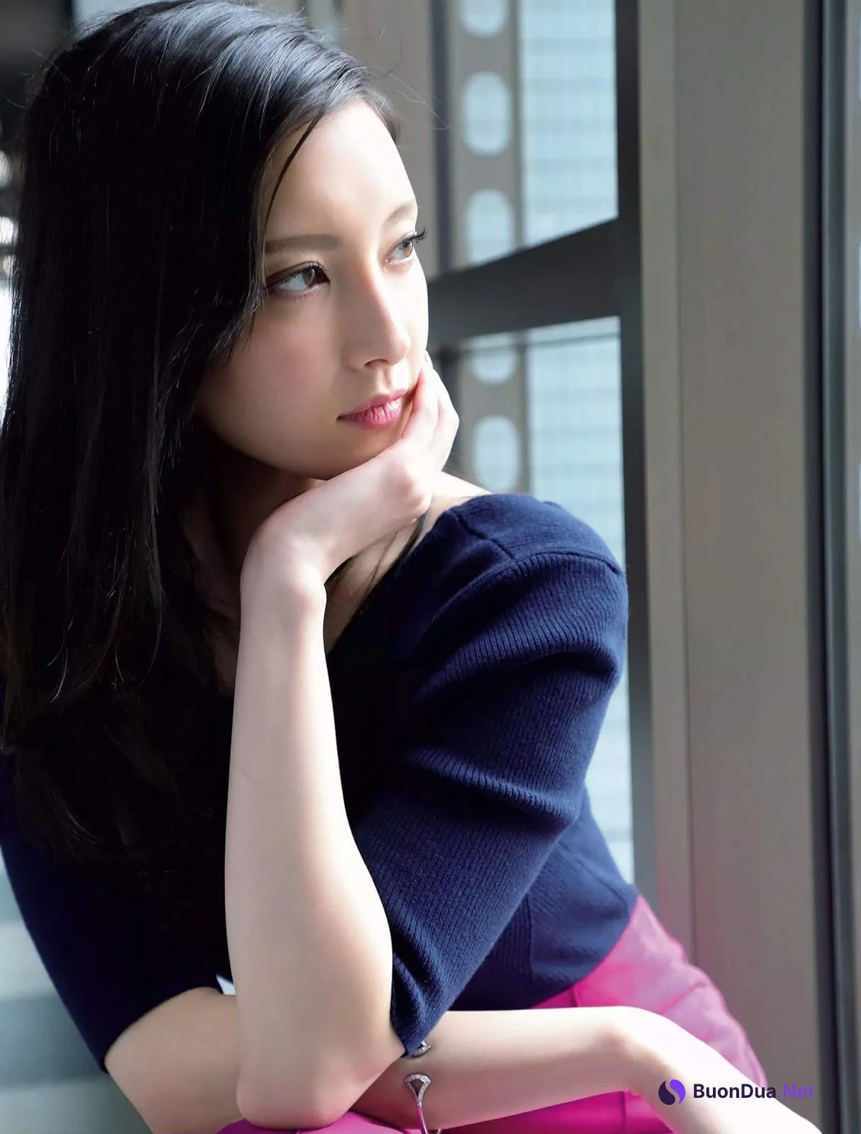 Nanao 菜々緒, FLASH 2019.05.07-14-21 (フラッシュ 2019年5月7-14-21日号) - Photo 3