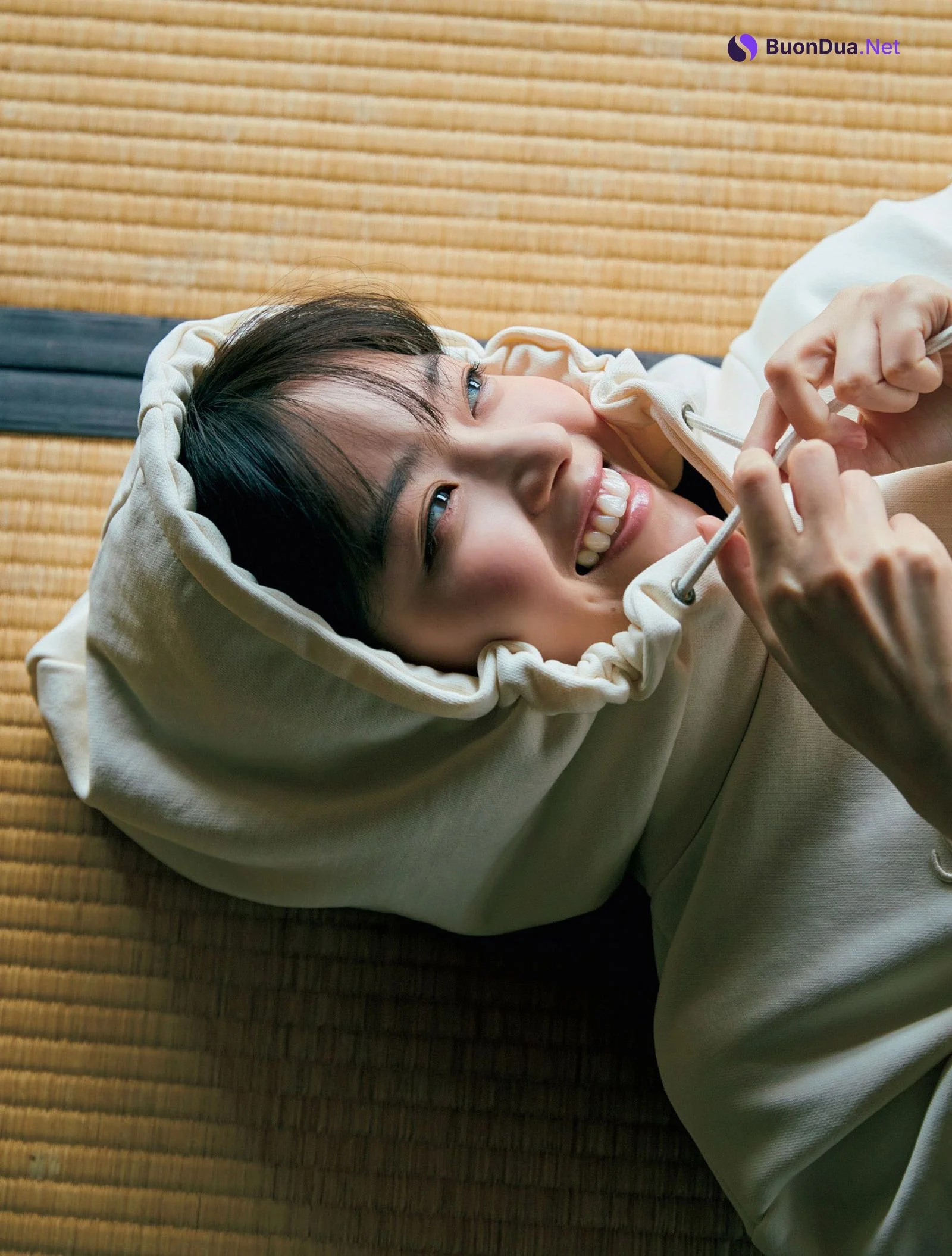 Nanase Nishino 西野七瀬, FLASH 2022.05.10 (フラッシュ 2022年5月10日号) - Photo 4