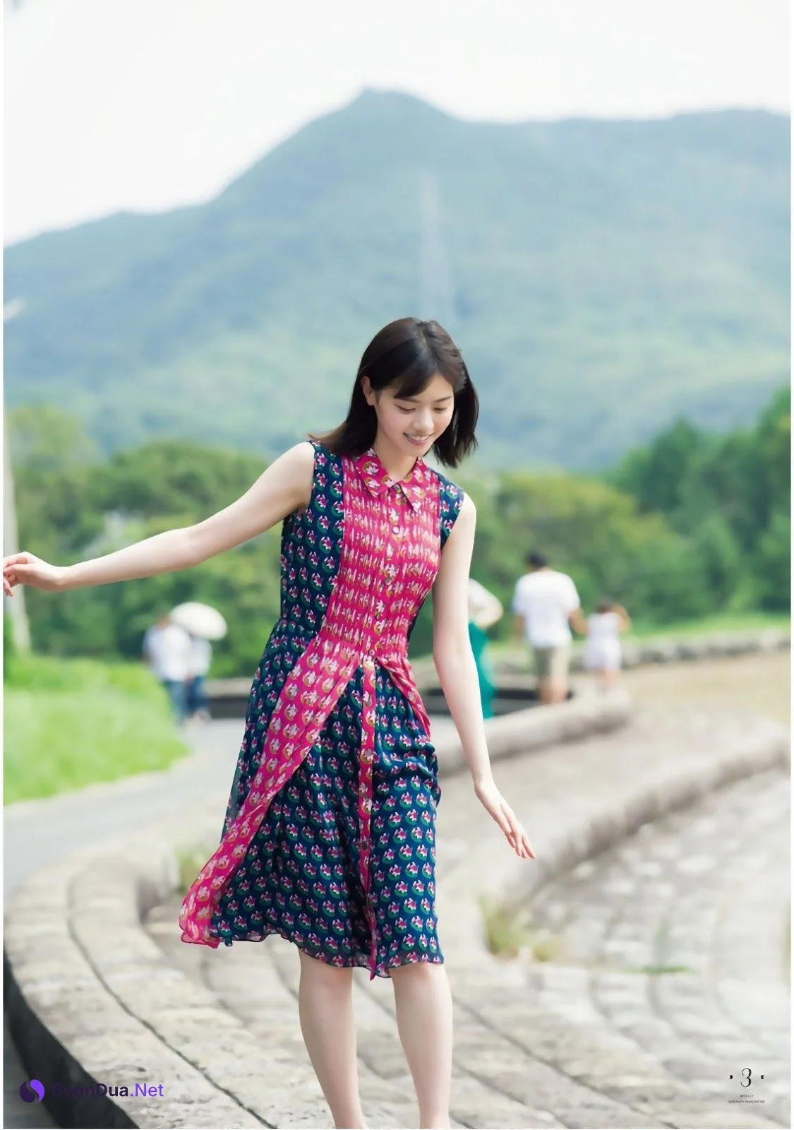 Nanase Nishino 西野七瀬, Shonen Magazine 2019 No.48 (少年マガジン 2019年48号) - Photo 3