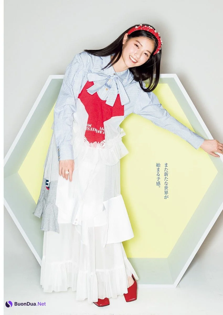 Nanase Nishino 西野七瀬, Young Jump 2023 No.16 (ヤングジャンプ 2023年16号) - Photo 6