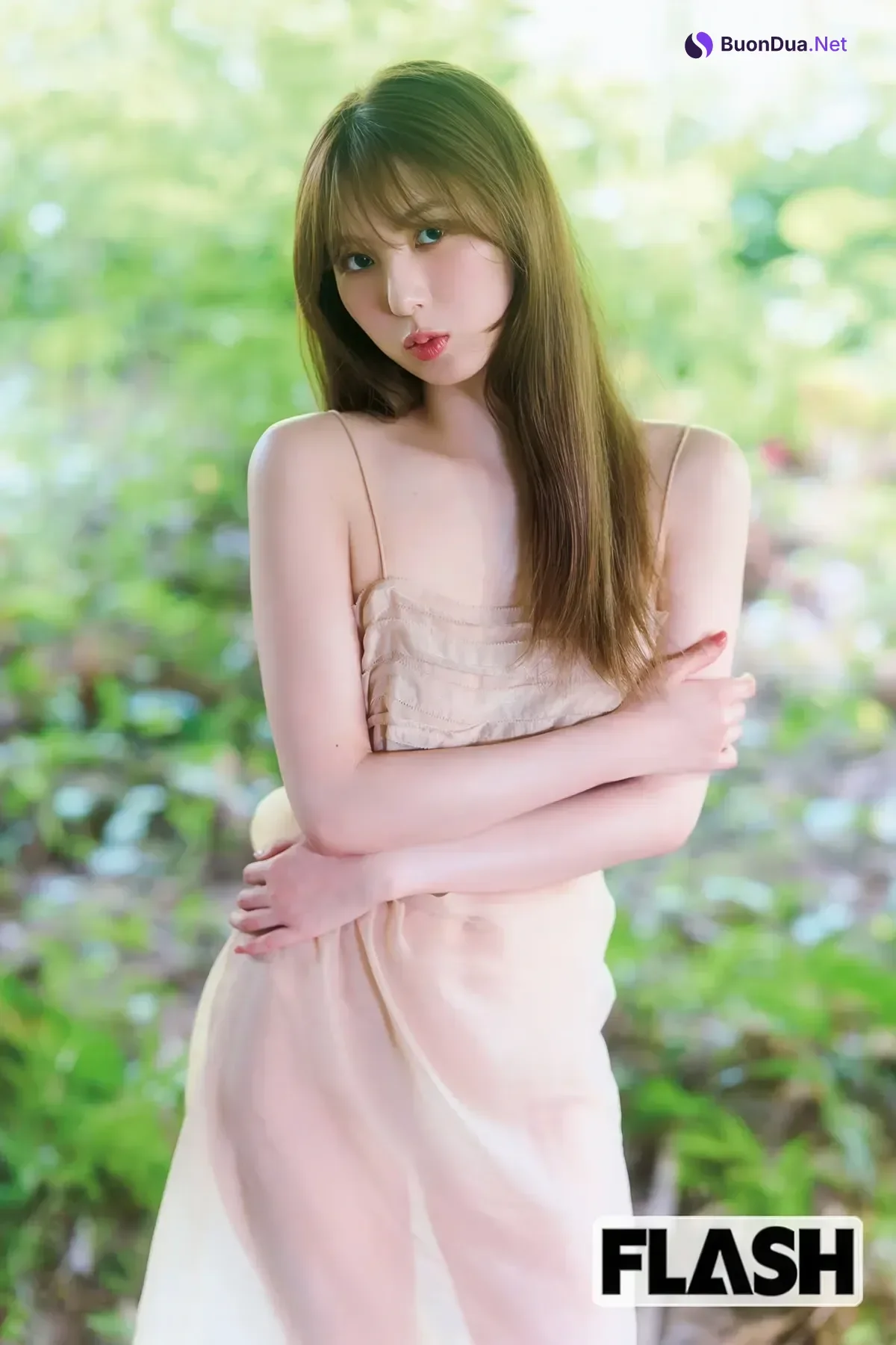 Nao Furuhata 古畑奈和, Maya Sugawara 菅原茉椰, FLASH 2025.09.02 (フラッシュ 2025年9月2日号) - Photo 17