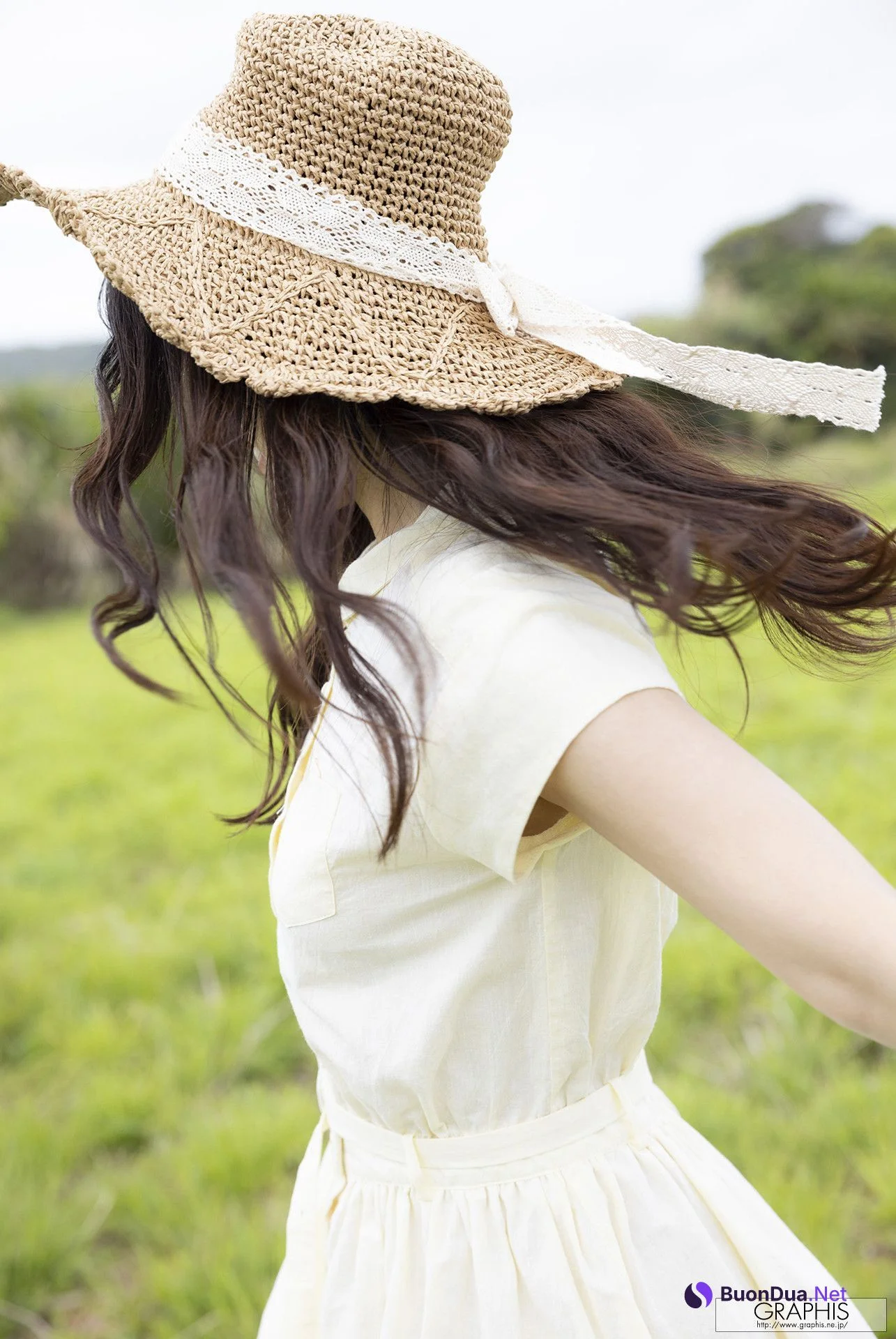 Nao Jinguji 神宮寺ナオ, [Graphis] Gals 「Gimme!」 Vol.04 - รูปภาพ 2