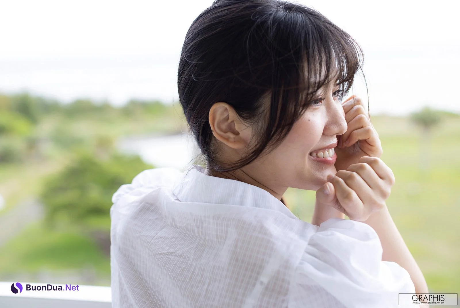 Nao Jinguji 神宮寺ナオ, [Graphis] Gals 「Gimme!」 Vol.05 - Photo 2