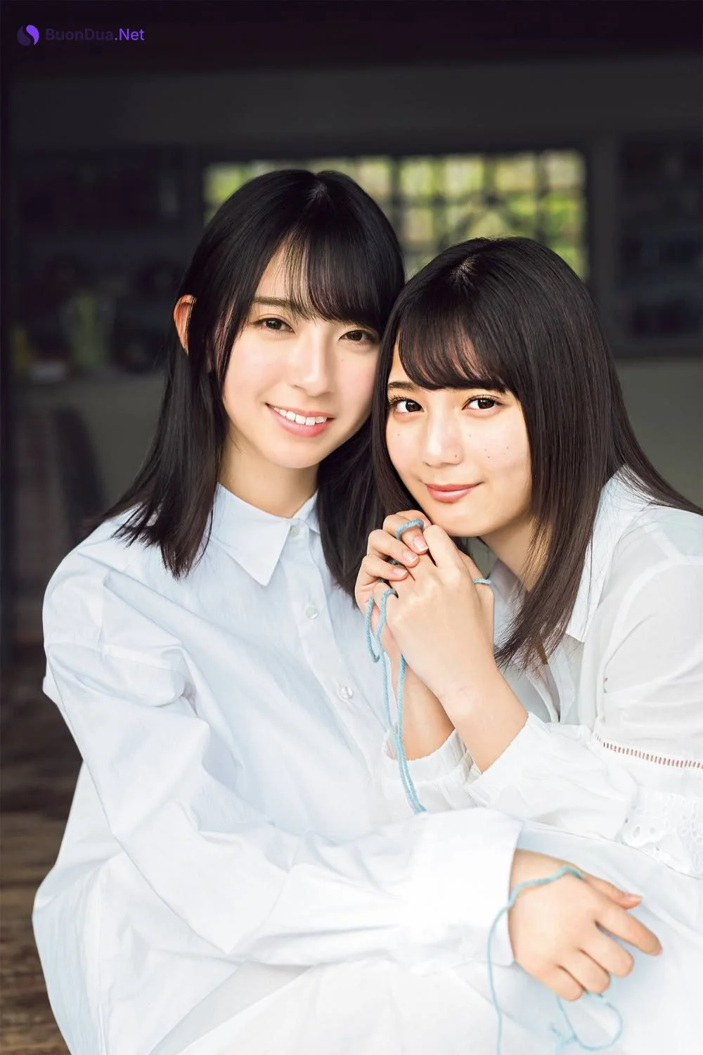 Nao Kosaka 小坂菜緒, Miku Kanemura 金村美玖, Shonen Magazine 2019 No.16 (少年マガジン 2019年16号) - Photo 7