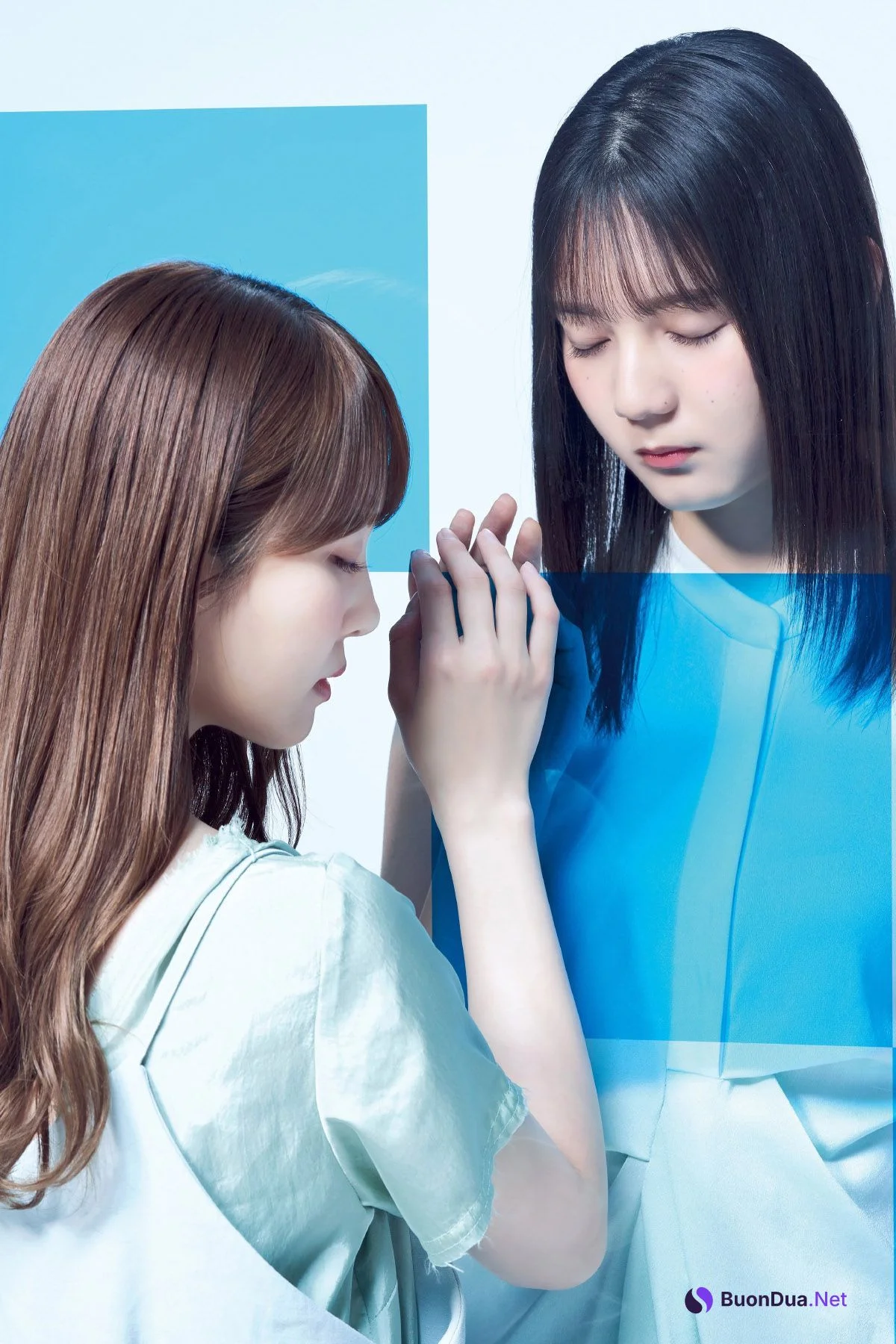 Nao Kosaka 小坂菜緒, Shiho Kato 加藤史帆, Shonen Magazine 2021 No.25 (週刊少年マガジン 2021年25号) - Photo 13