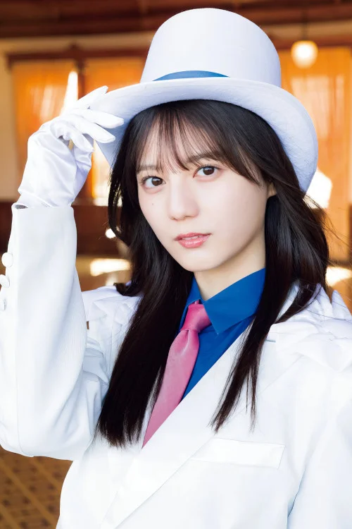 Nao Kosaka 小坂菜緒, Shonen Sunday 2024 No.19 (週刊少年サンデー 2024年19号)