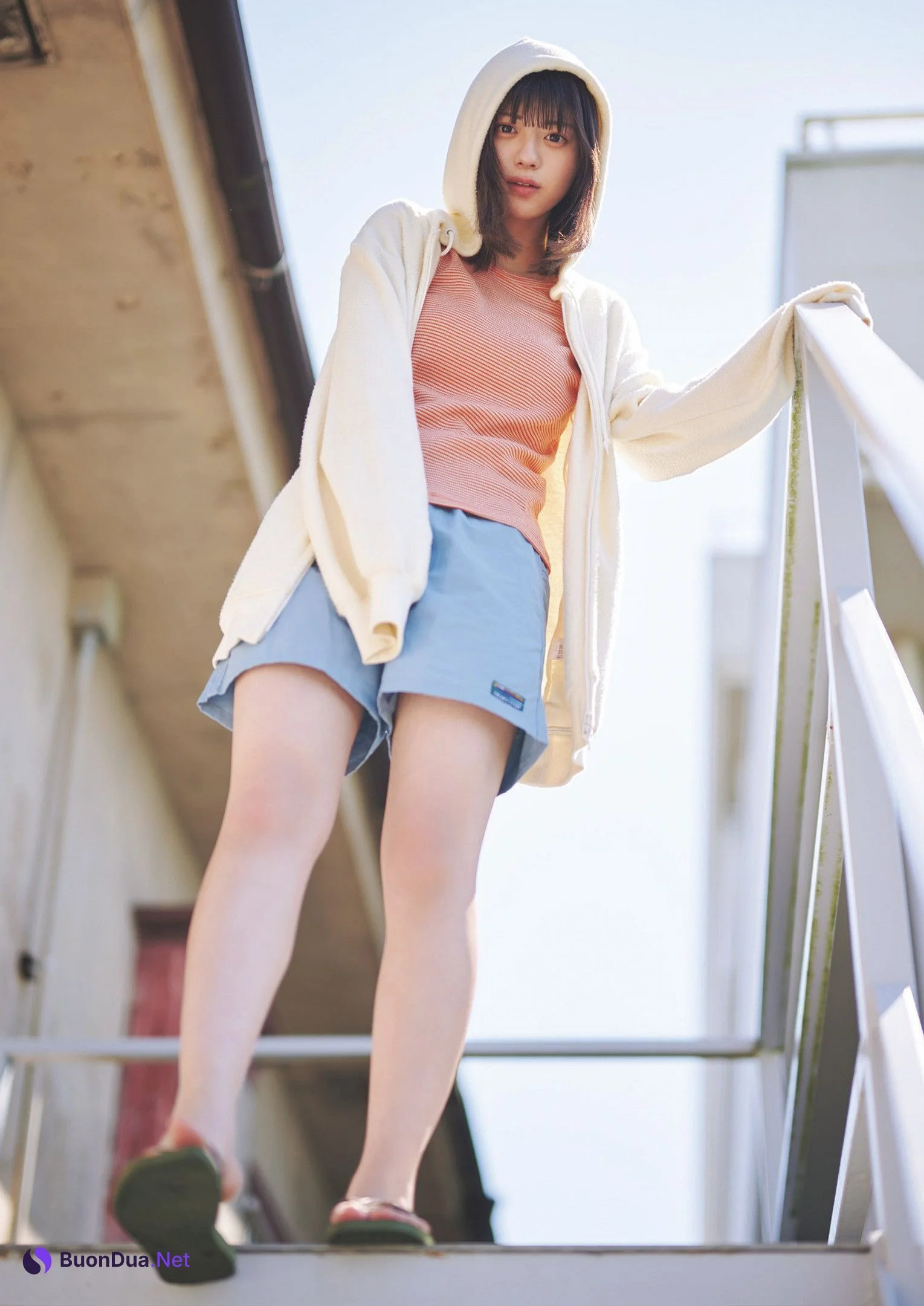 Nao Tomisato 冨里奈央, Weekly Playboy 2024 No.36 (週刊プレイボーイ 2024年36号) - Photo 9