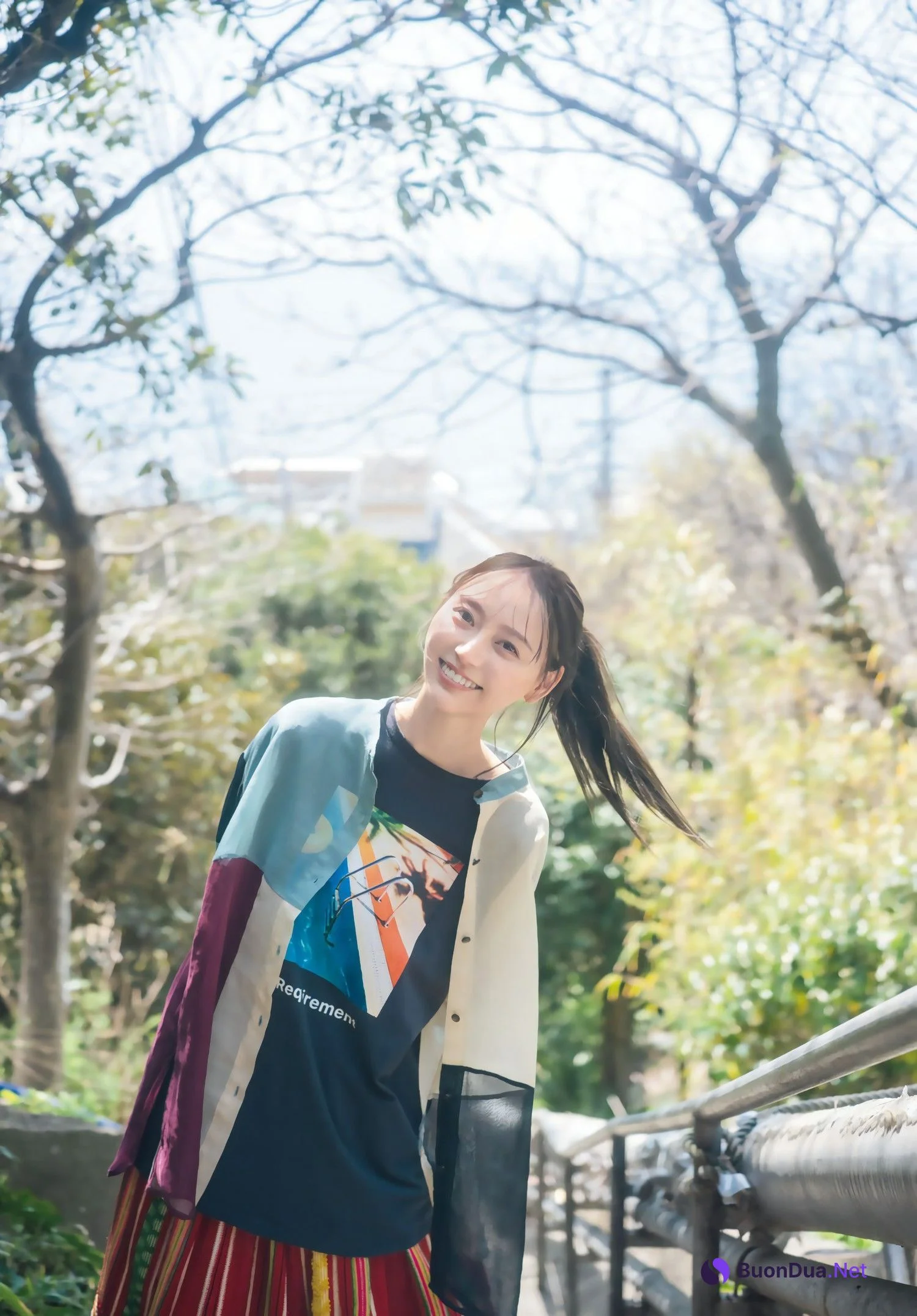 Nao Yumiki 弓木奈於, Shonen Magazine 2024 No.23 (週刊少年マガジン 2024年23号) - Photo 9