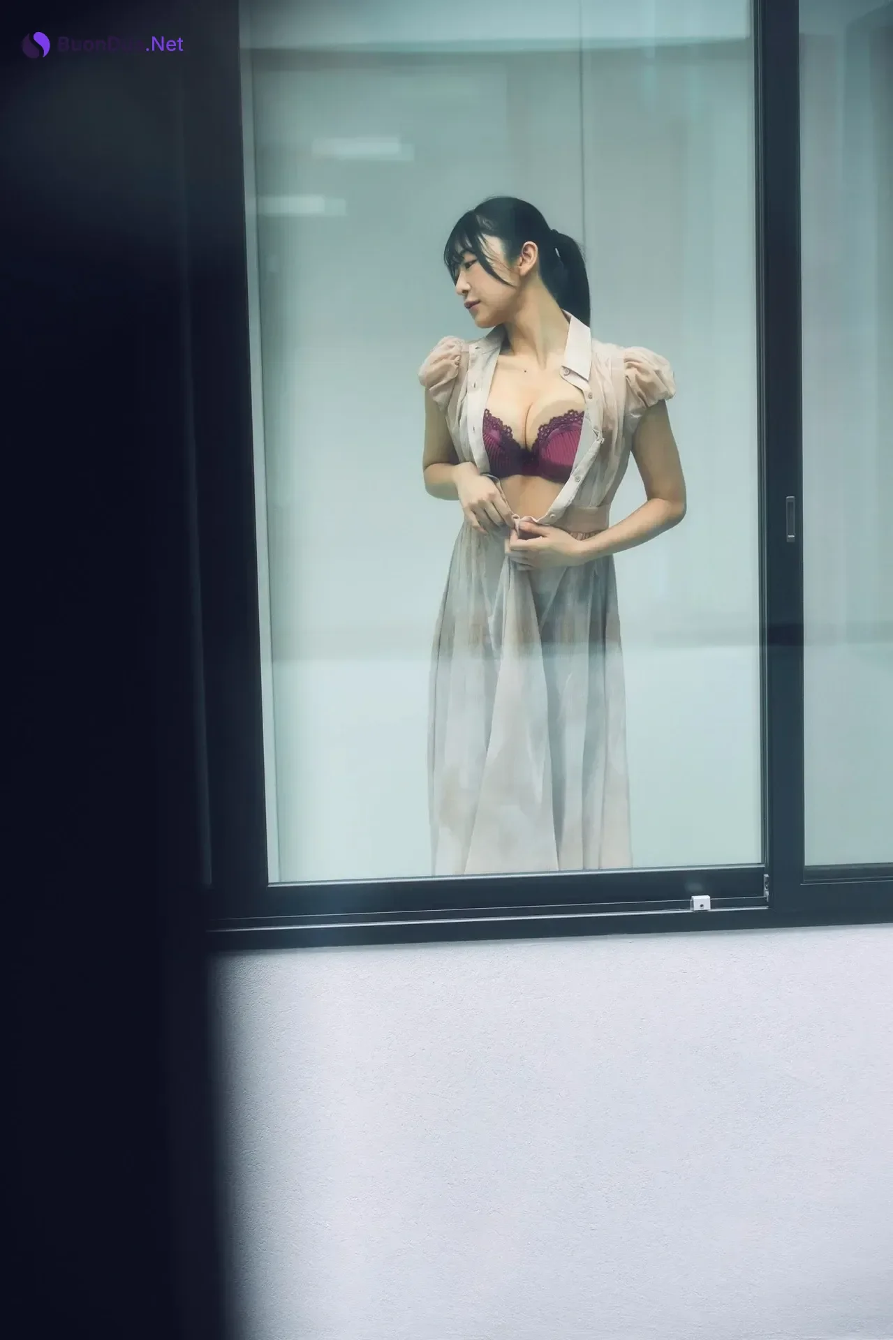 Naomi Majima 真島なおみ, SPA！デジタル写真集 「先輩の奥さん」 Set.01 - Photo 5