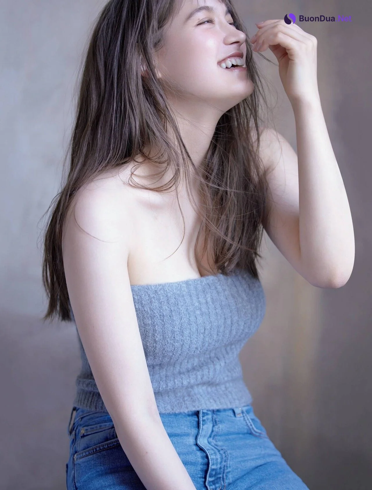 Naomi Trauden トラウデン直美, FRIDAY 2021.02.19 (フライデー 2021年2月19日号) - Photo 4