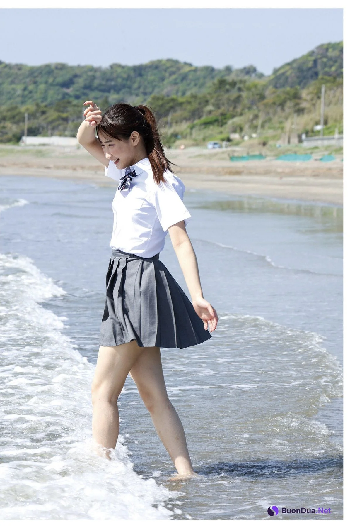 Narumi Hirose 広瀬なるみ, ヌード写真集 『風に包まれて』 Set.06 - รูปภาพ 19