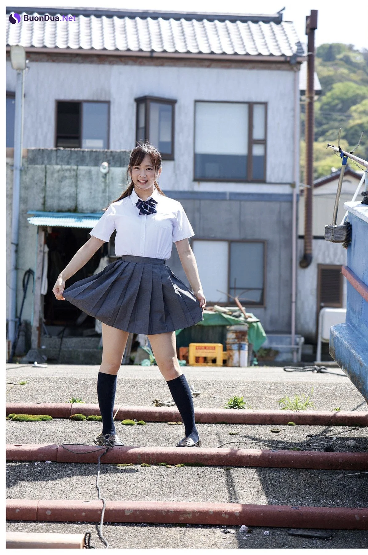 Narumi Hirose 広瀬なるみ, ヌード写真集 『風に包まれて』 Set.06 - รูปภาพ 2