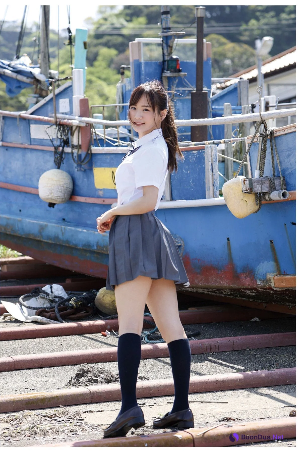 Narumi Hirose 広瀬なるみ, ヌード写真集 『風に包まれて』 Set.06 - รูปภาพ 3