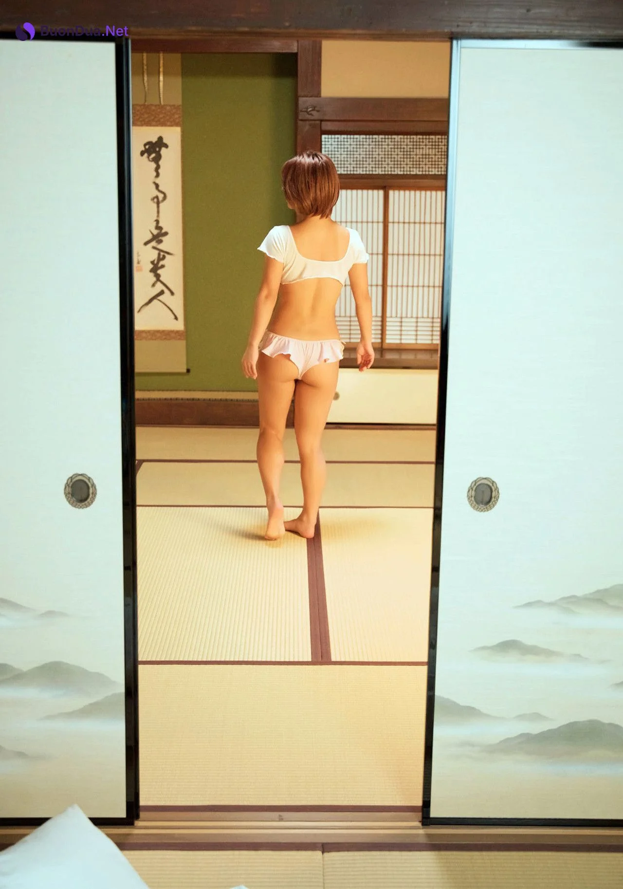 Narumi Okawa 大川成美, デジタル写真集 『小春日の誘惑 Chapter2』 - Photo 2