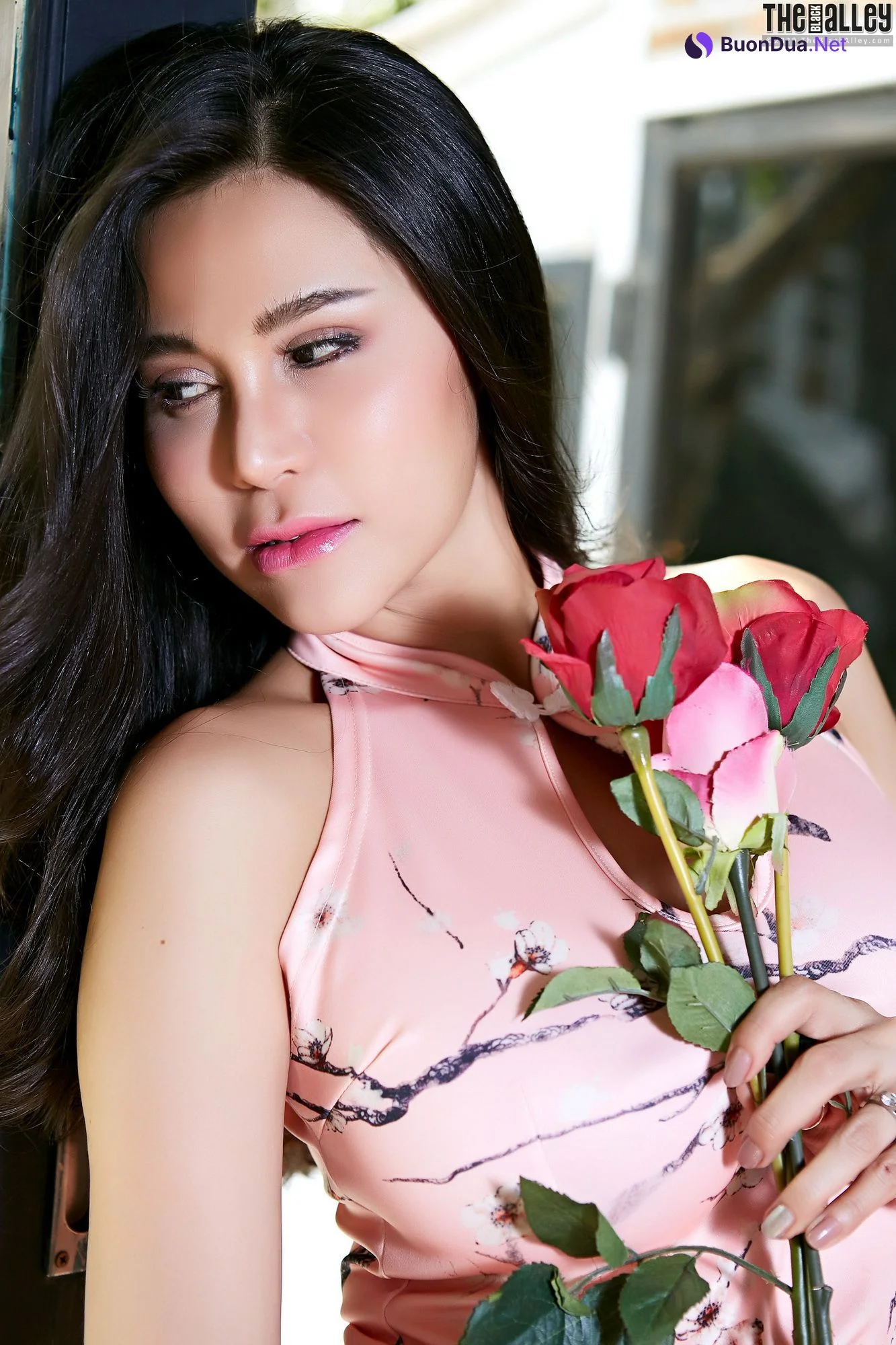 Natalie Wang The Black Alley Photobook Set.04 - Photo 5
