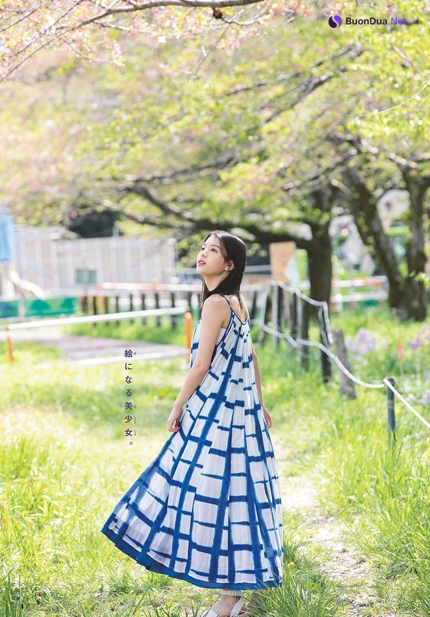 Natsuki Deguchi 出口夏希, Shonen Sunday 2021 No.01 (週刊少年サンデー 2021年1号) - Photo 6