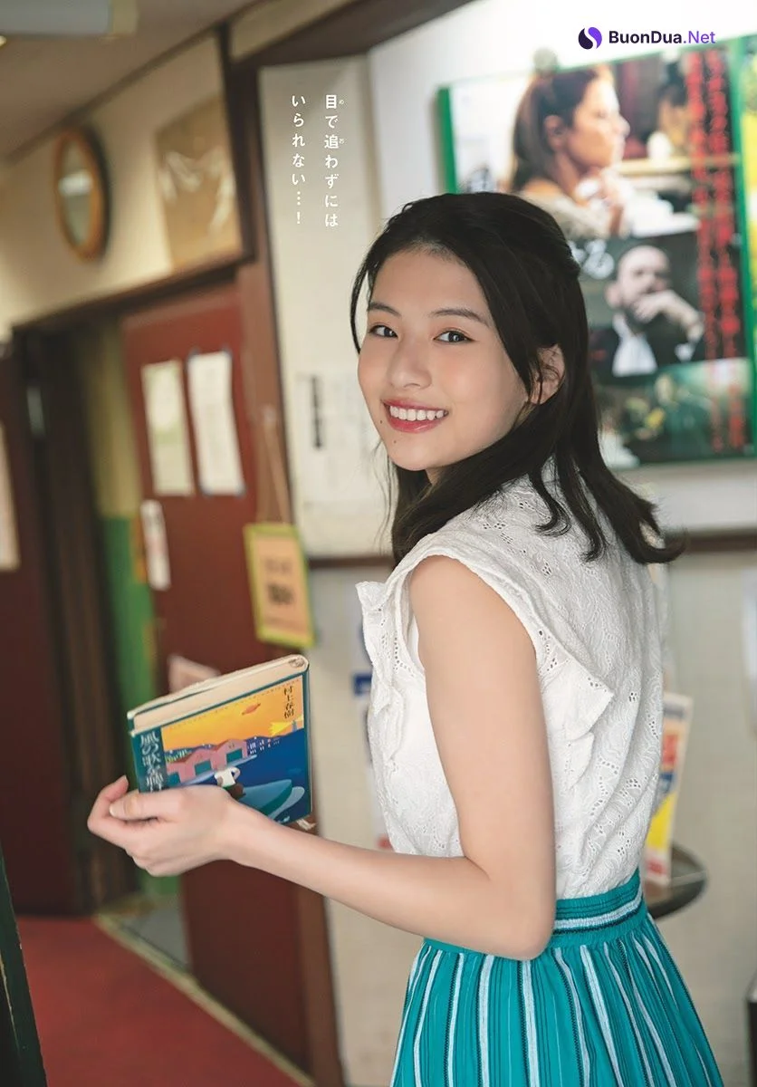 Natsuki Deguchi 出口夏希, Shonen Sunday 2021 No.01 (週刊少年サンデー 2021年1号) - Photo 8