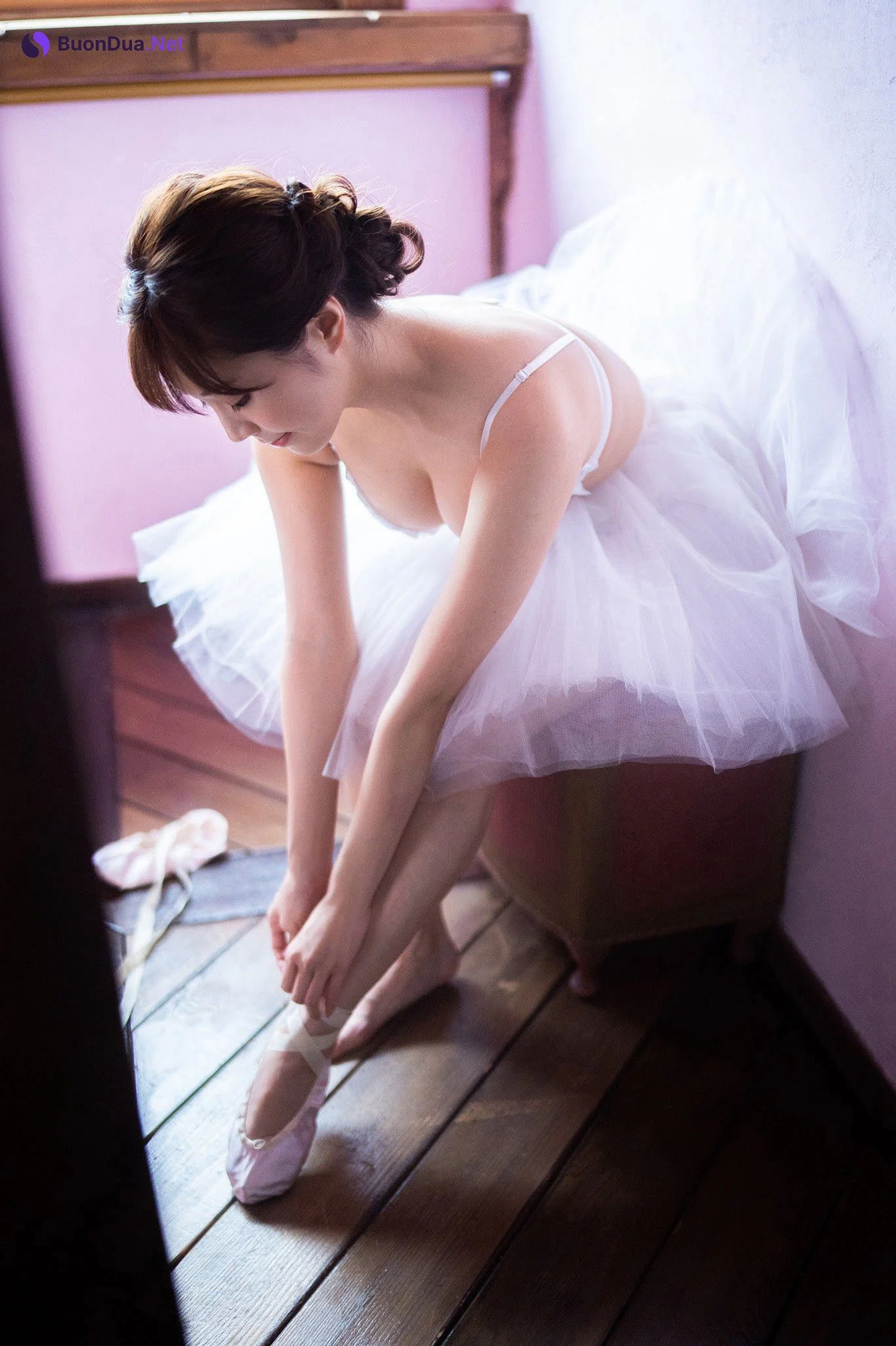 Natsuki Kawamura 川村那月, ヤンマガWeb が水着でクラシックバレエ - Photo 14