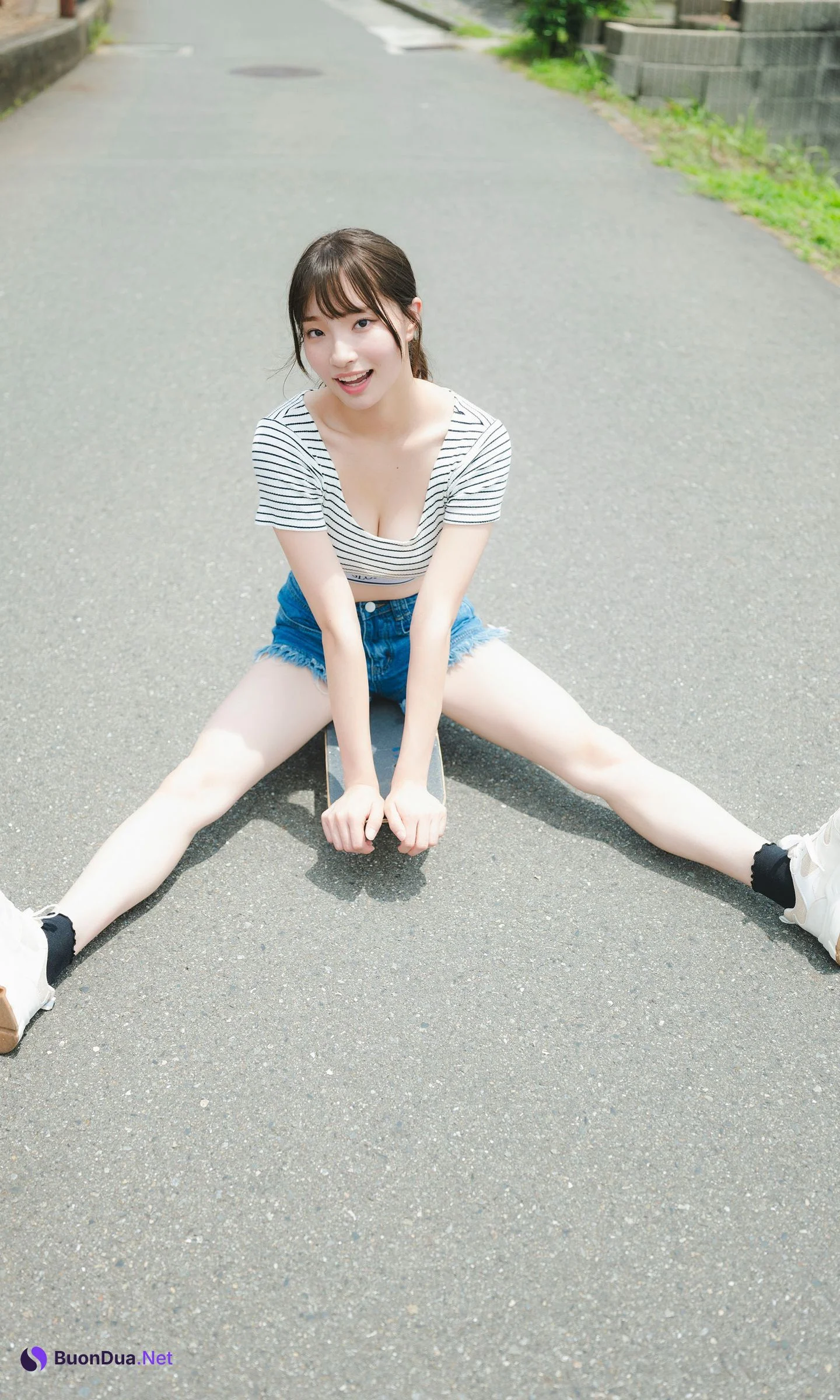 Natsuki Satonaka 里仲菜月, 週プレ Photo Book 「こっち向いて、なっちゃん！」 Set.03 - Photo 2
