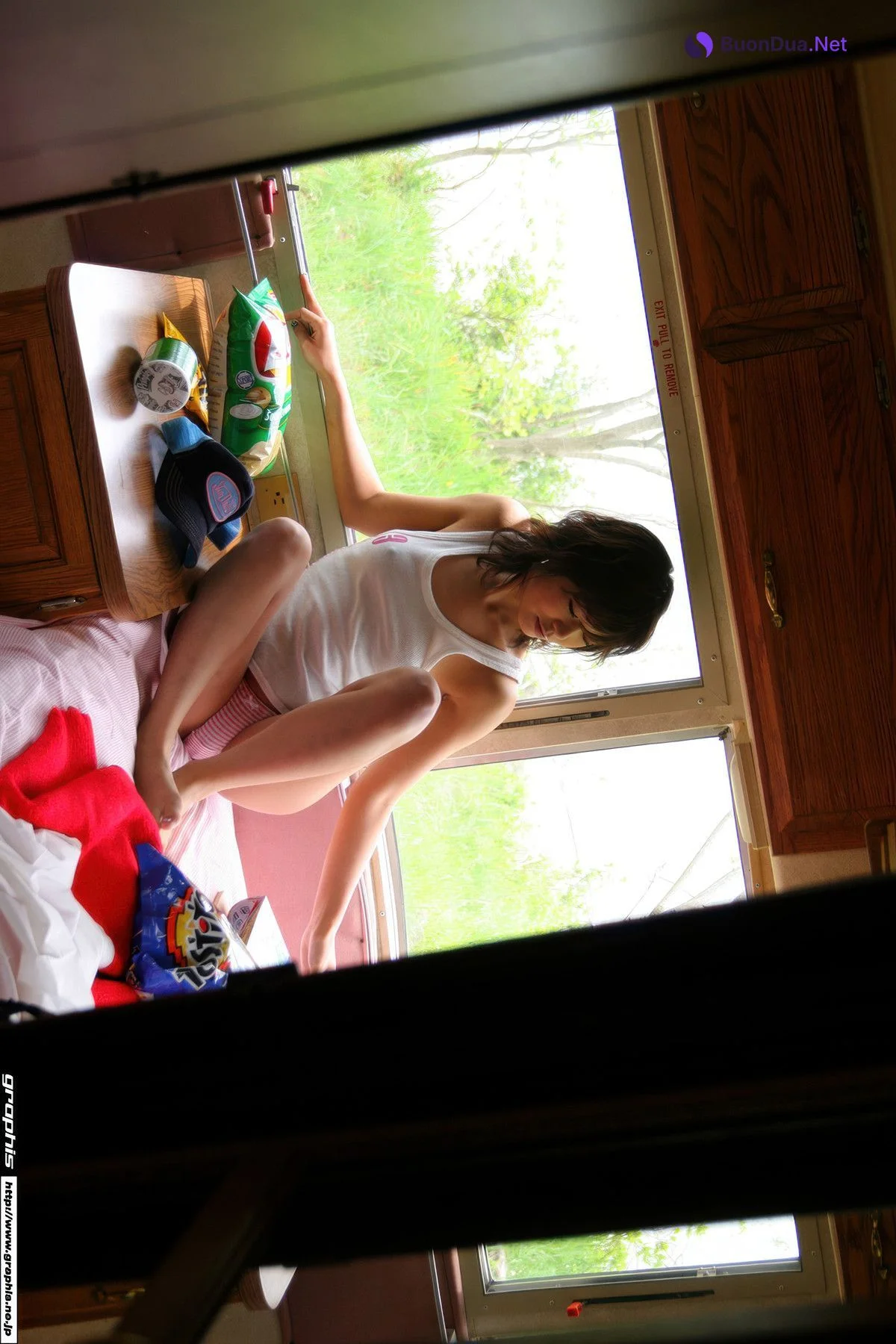 Natsumi Akimoto 秋元なつみ, Graphis First Gravure Vol.034 初脱ぎ娘 Set.01 - Photo 3