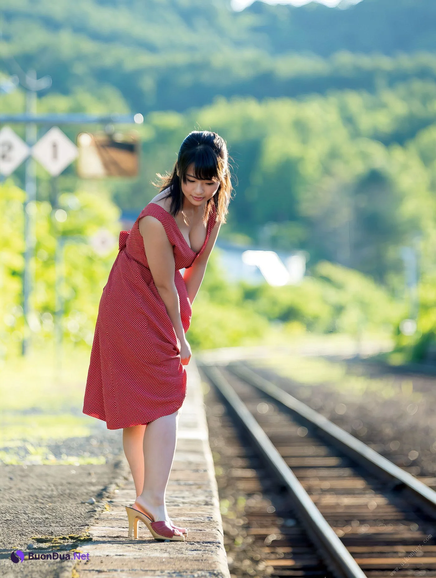Natsumi Hirajima 平嶋夏海, デジタル写真集 『ナツコイ』 Set.02 - Photo 2