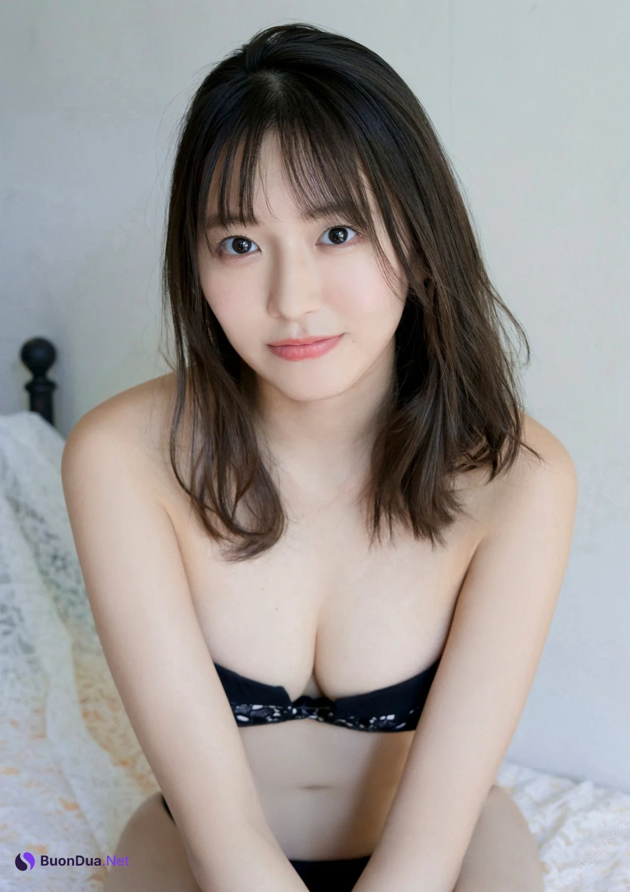 Nene Shida 志田音々, BOMBデジタル写真集 『おねえちゃんの休日』 Set.01 - Photo 14