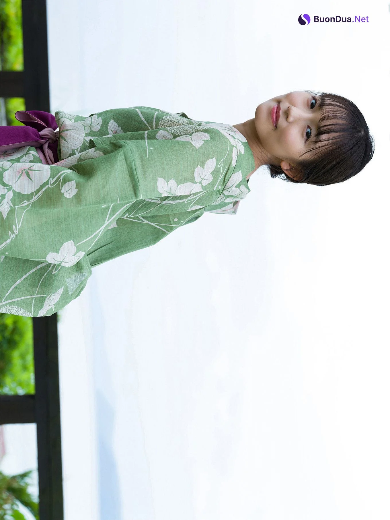 Nene Shida 志田音々, ファースト写真集アナザーバージョン 『ｎｅｎｅ－まるっとりっぷ－』 Set.04 - Photo 2