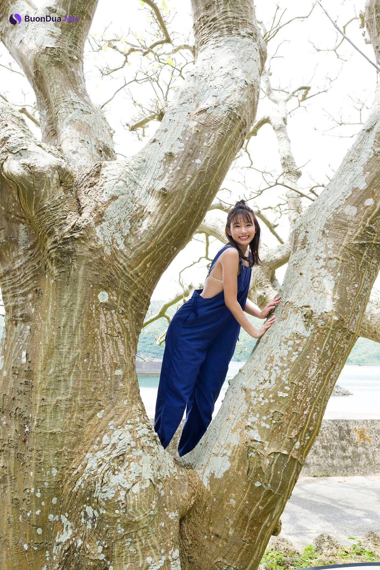Nene Shida 志田音々, ファースト写真集アナザーバージョン 『ｎｅｎｅ－まるっとりっぷ－』 Set.05 - Photo 2
