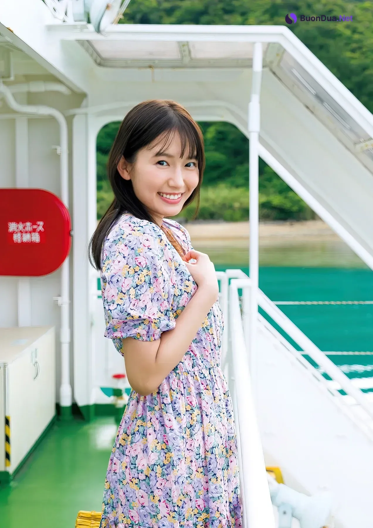 Nene Shida 志田音々, ファースト写真集 『ｎｅｎｅ－まるっとぜんぶ－』 Set.05 - รูปภาพ 5
