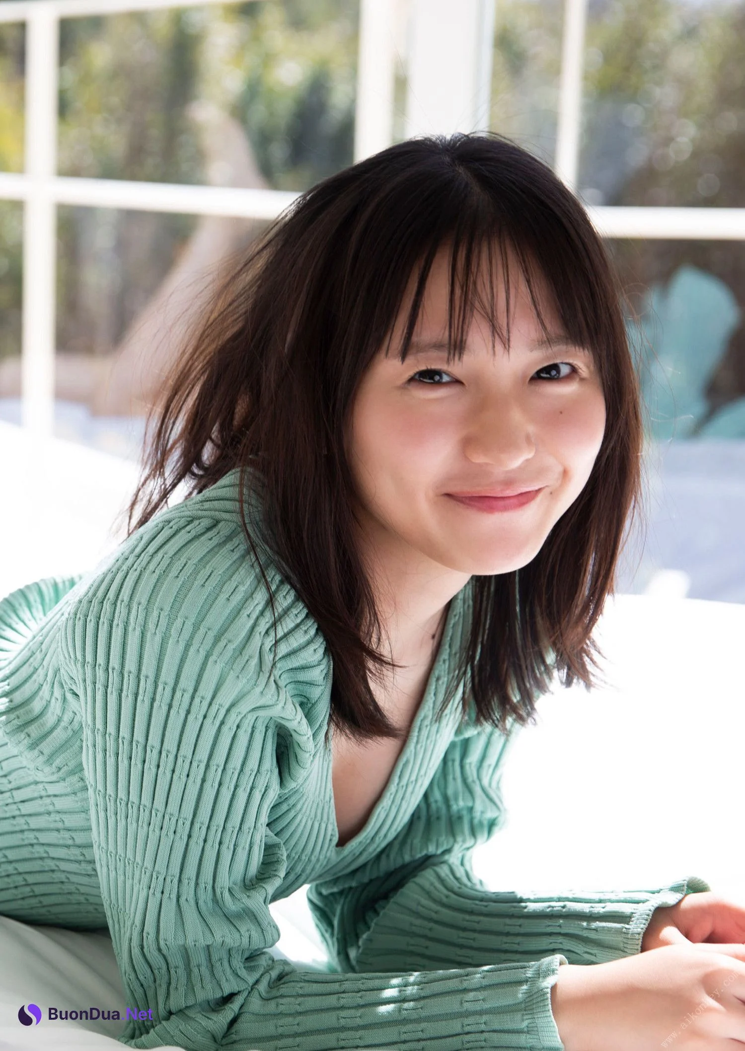 Nene Shida 志田音々, デジタル限定 YJ Photo Book 「ねねとまるまる。」 Set.02 - Photo 4