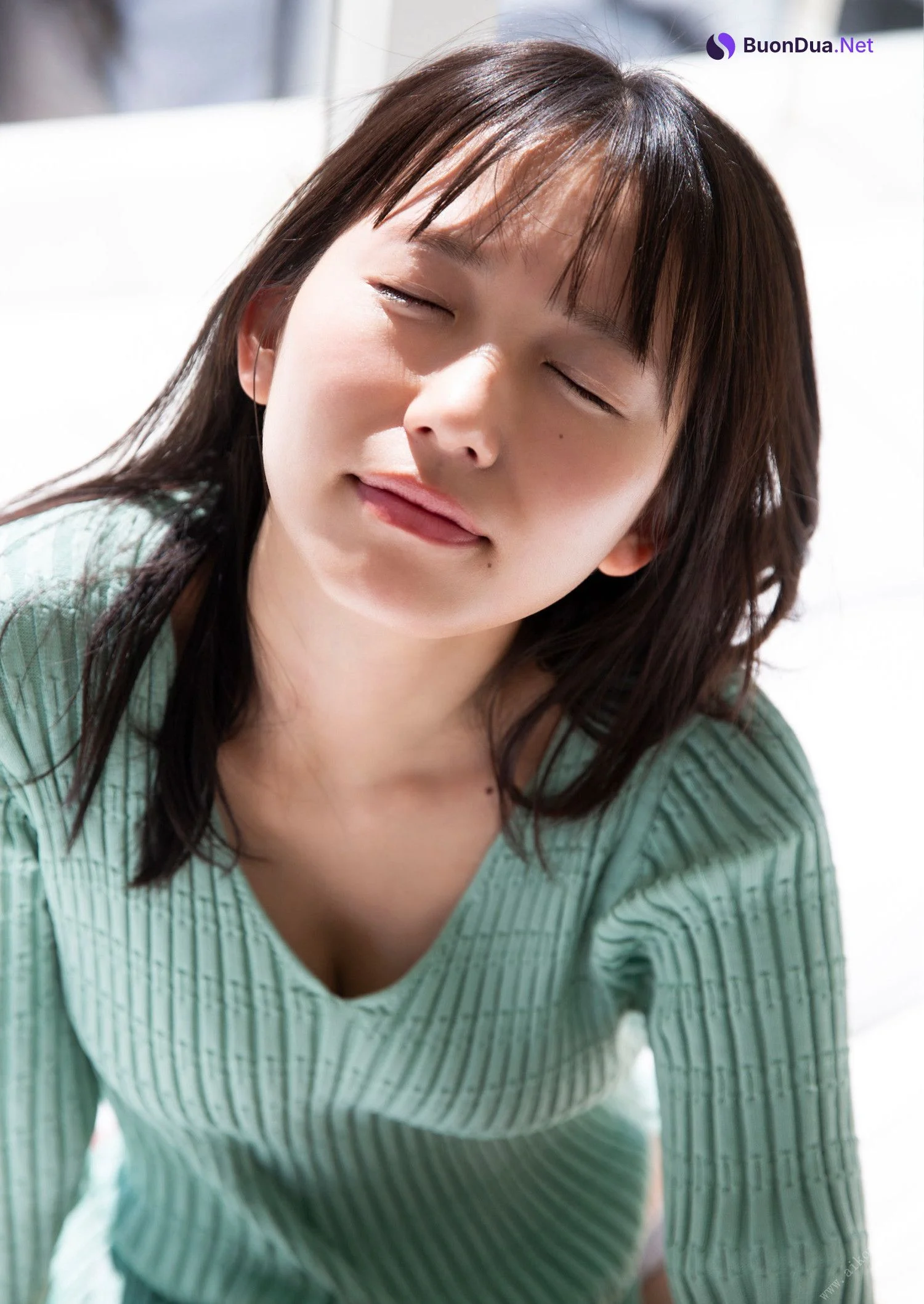 Nene Shida 志田音々, デジタル限定 YJ Photo Book 「ねねとまるまる。」 Set.02 - Photo 5